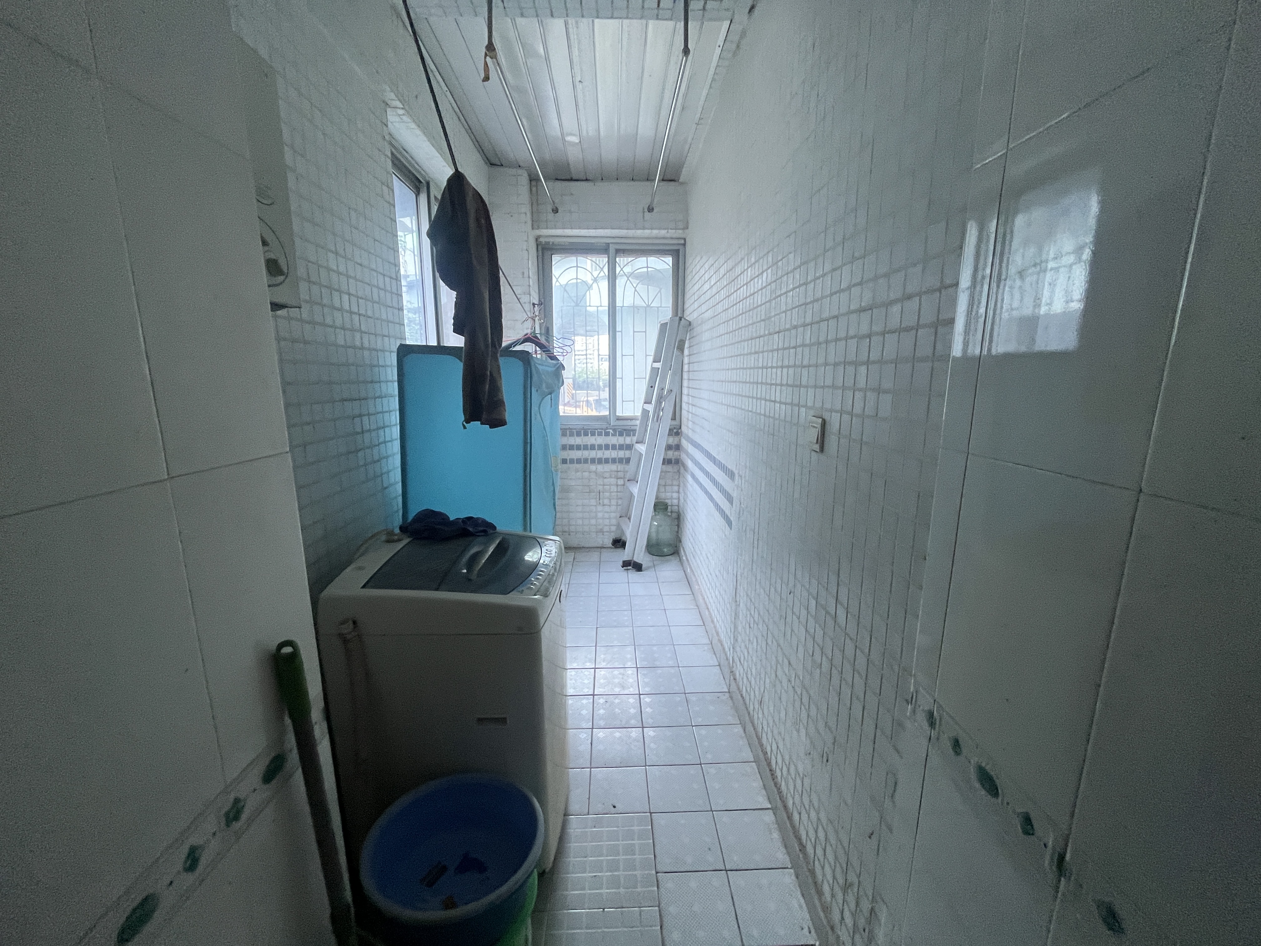 南玻公寓 2室1厅1卫 65.0万 南玻公寓 2室1厅1卫 65.0万客厅