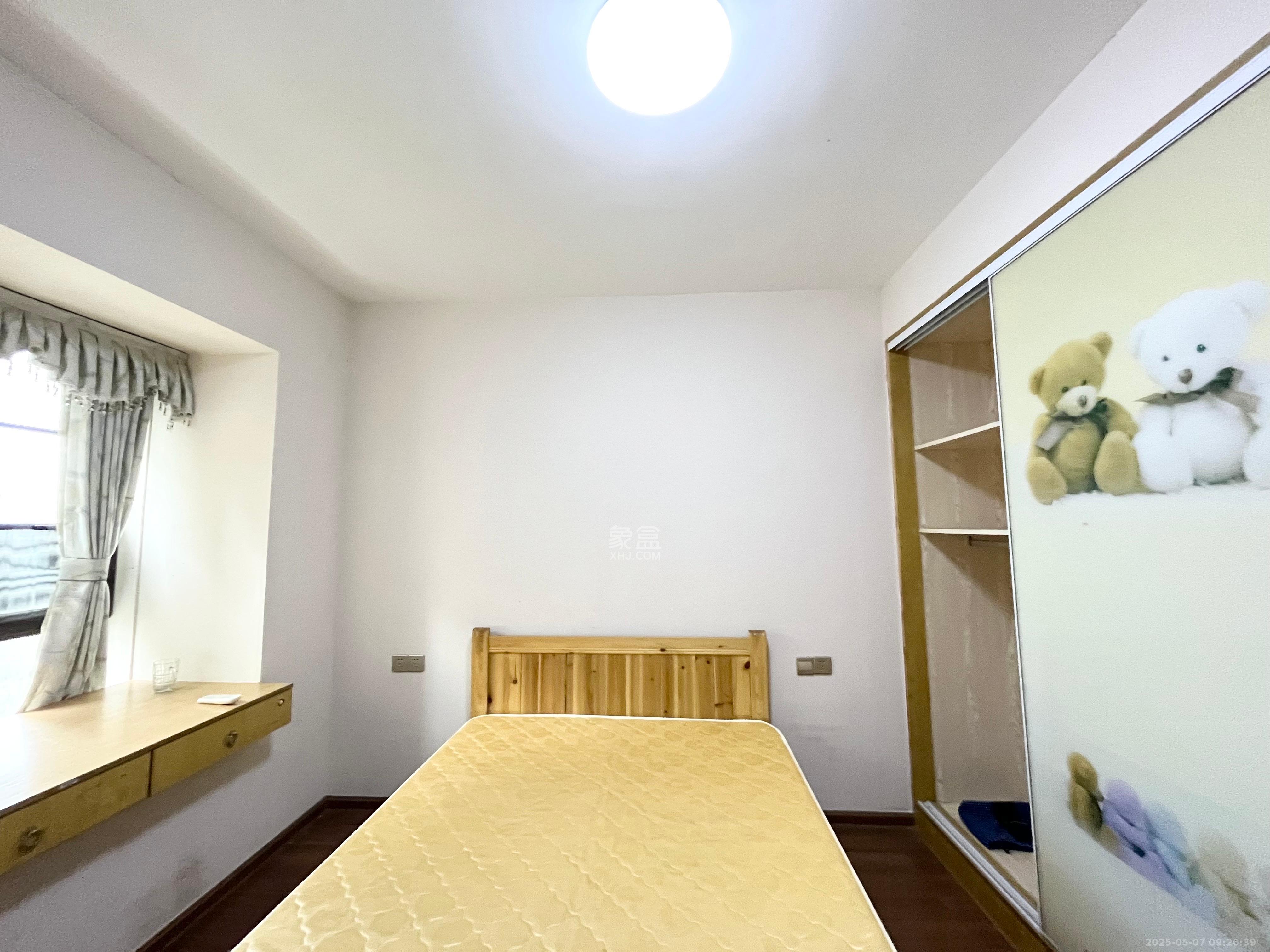 保利麓谷林语D区  4室2厅1卫   2800.00元/月室内图