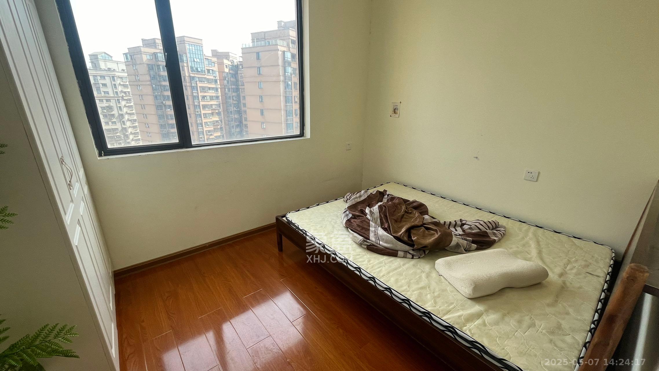水墨林溪  3室2厅2卫   2600.00元/月室内图