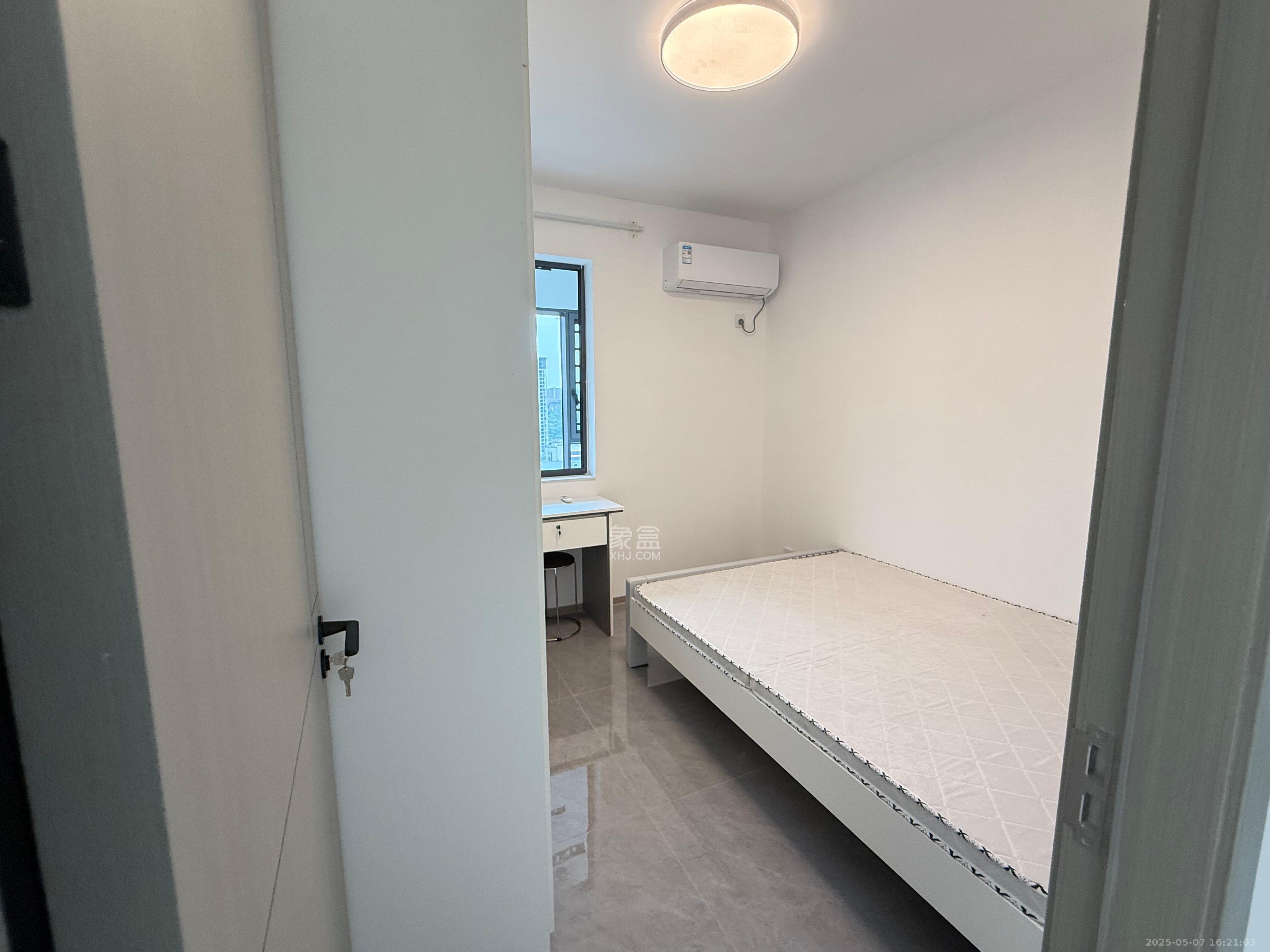 兴进珺府  4室2厅2卫   3200.00元/月室内图