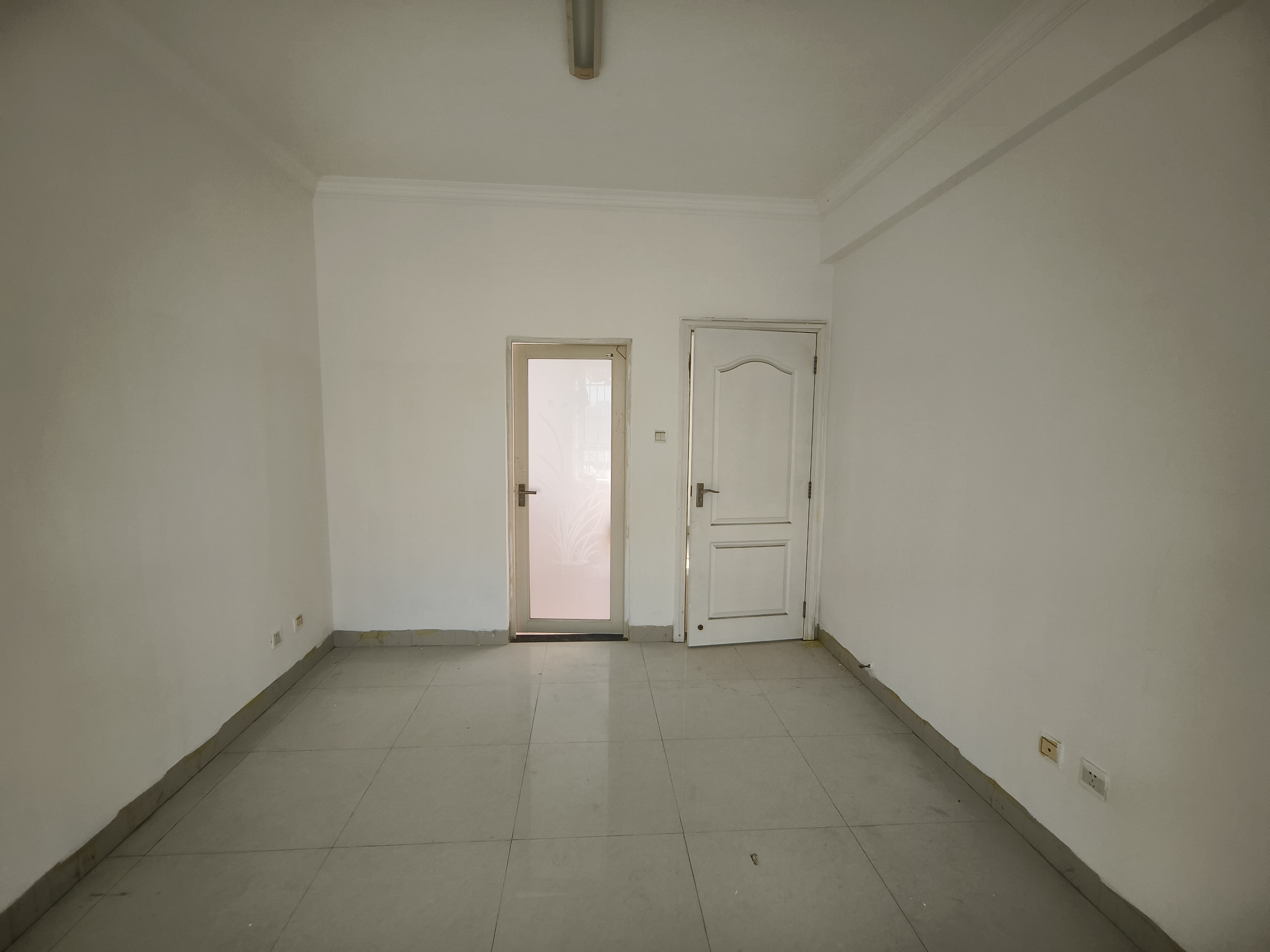 吉宝佳园 4室2厅3卫 3200.0元/月 吉宝佳园 4室2厅3卫 3200.0元/月室内图