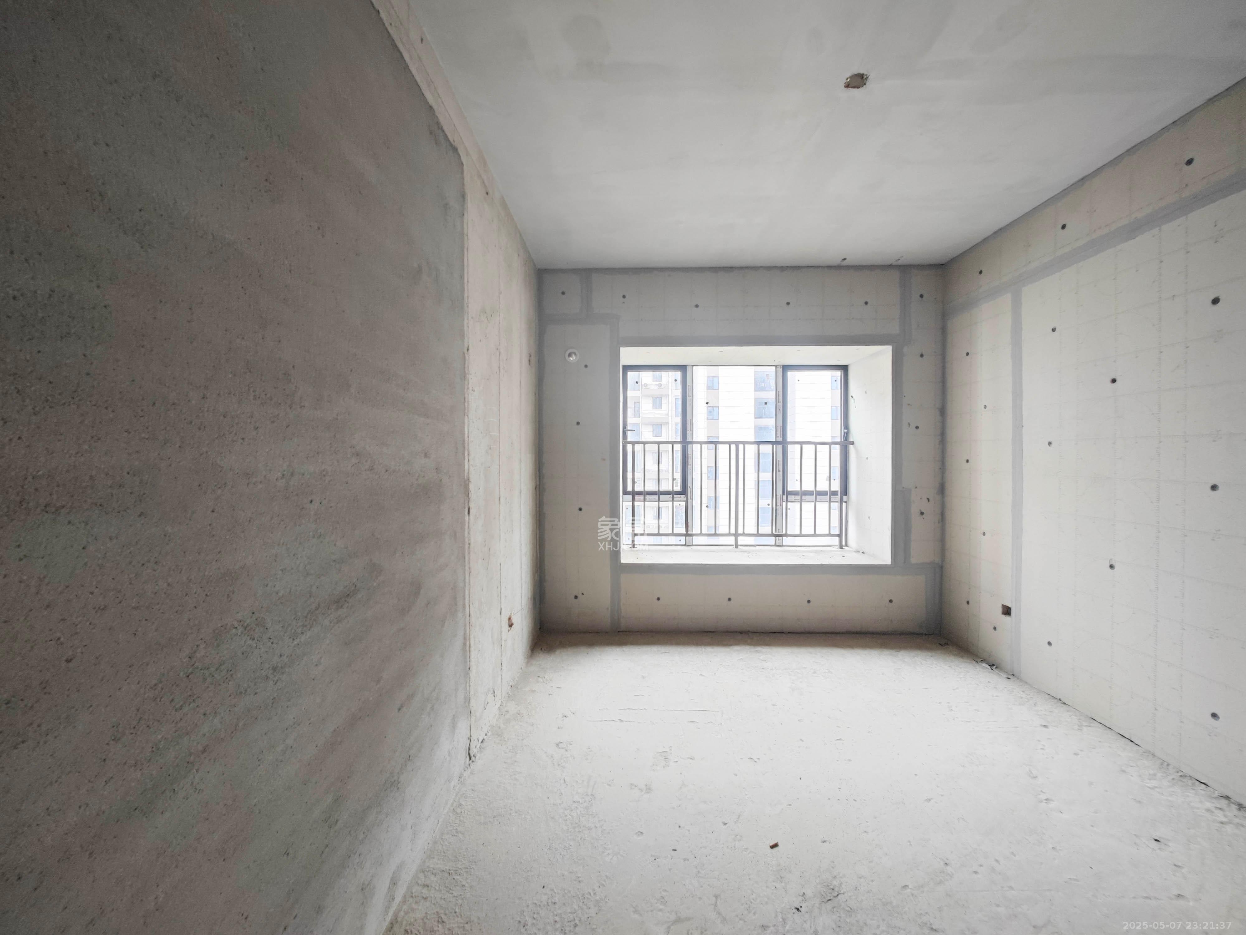 润和翰文府  4室2厅2卫    152.0万 润和翰文府  4室2厅2卫    152.0万卧室