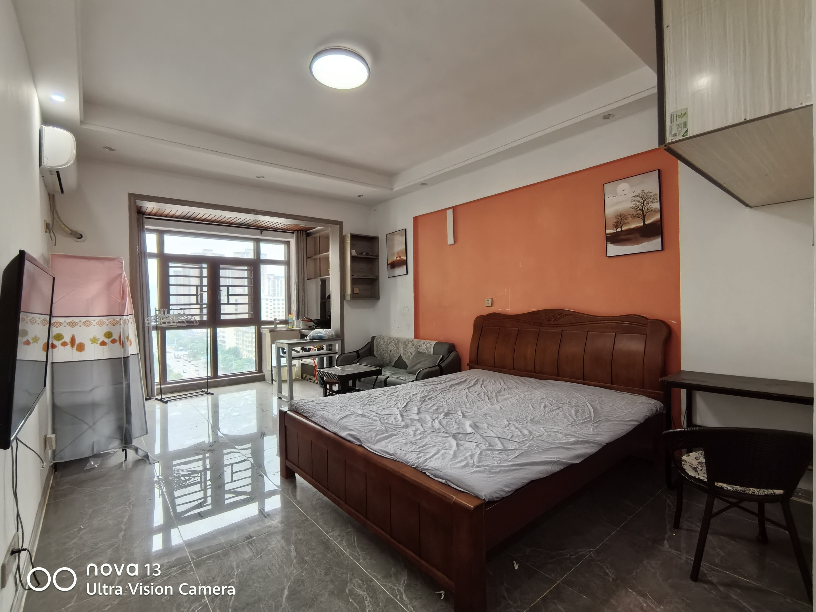 金泰嘉园 1室1厅1卫 22.8万 金泰嘉园 1室1厅1卫 22.8万客厅