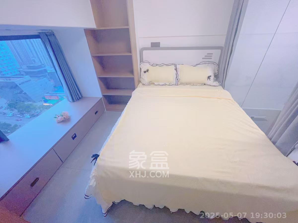 佳兆业云顶都汇  2室1厅1卫   2400.00元/月