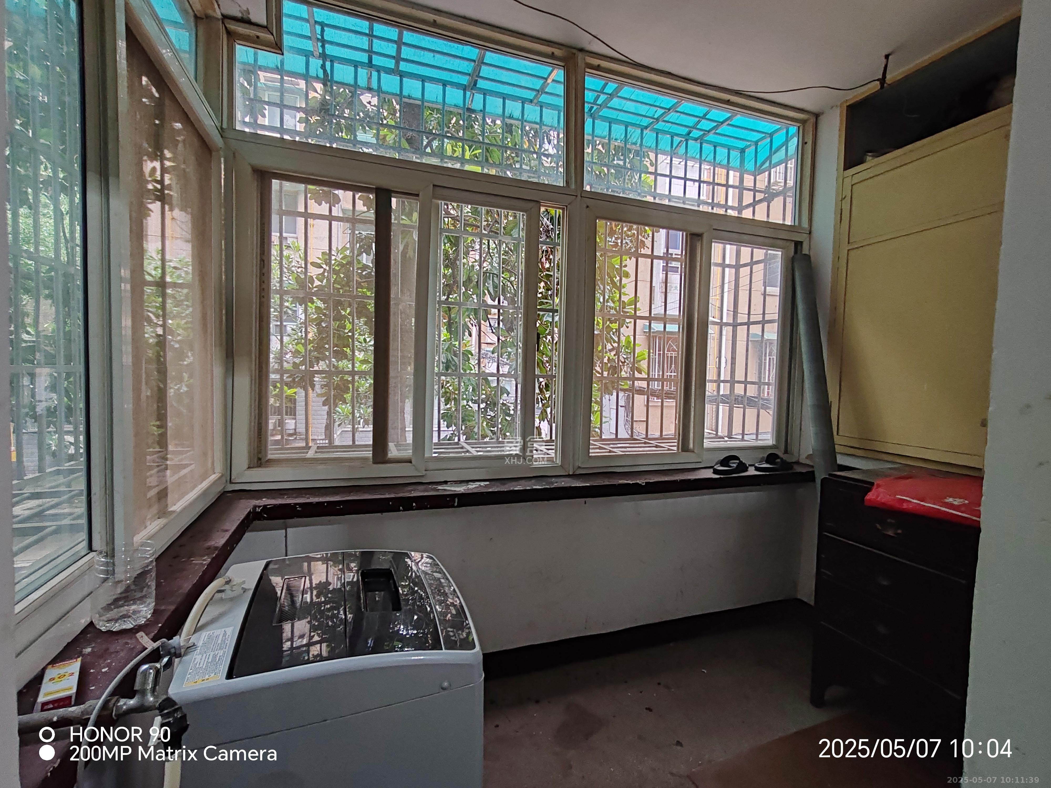 牛角塘社区 3室1厅1卫 1800.0元/月 牛角塘社区 3室1厅1卫 1800.0元/月室内图