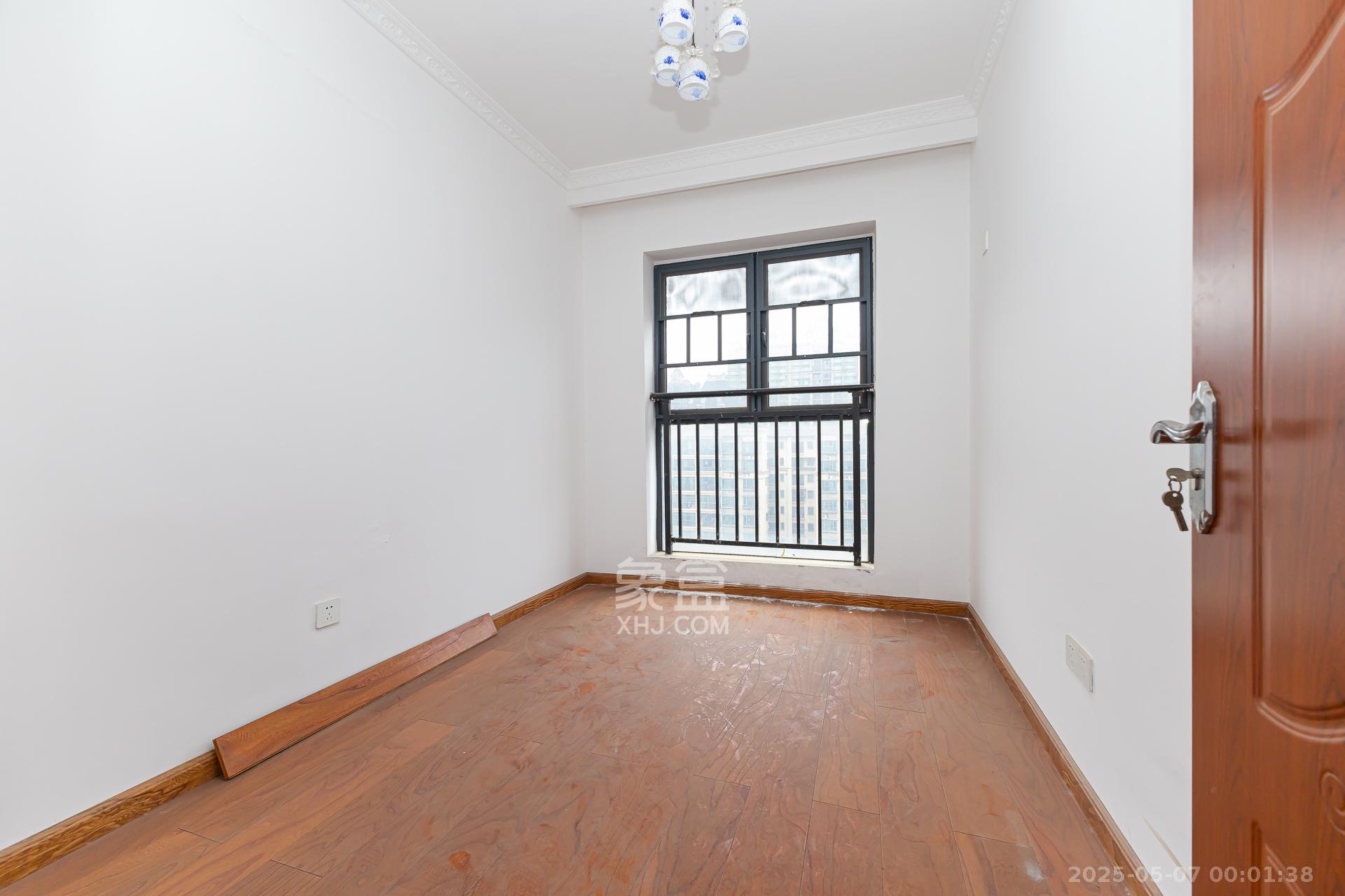 润和之悦(金泽园) 4室2厅1卫 90.0万 润和之悦(金泽园) 4室2厅1卫 90.0万卧室