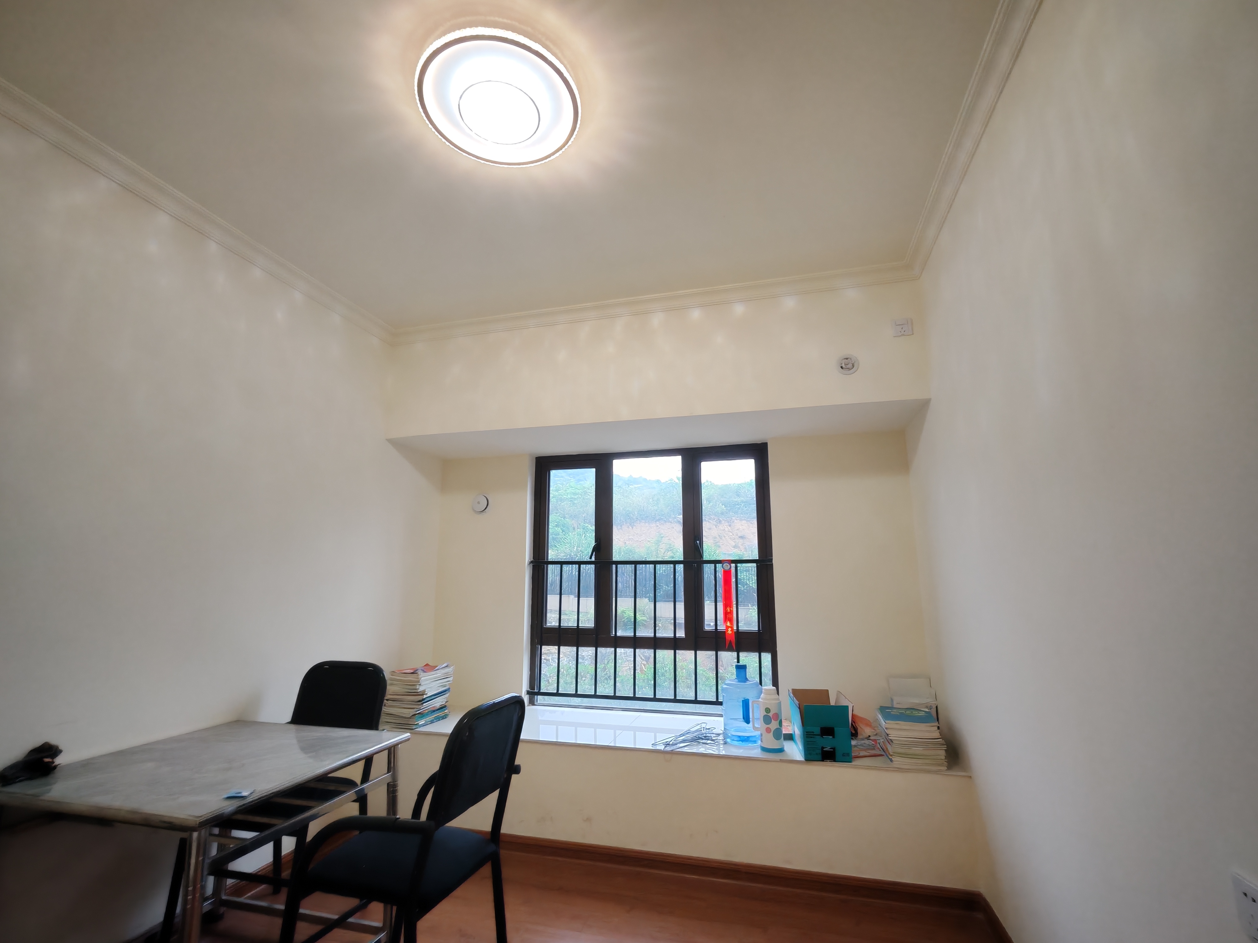 碧桂园豪园-二期 4室2厅2卫 83.8万 碧桂园豪园-二期 4室2厅2卫 83.8万客厅