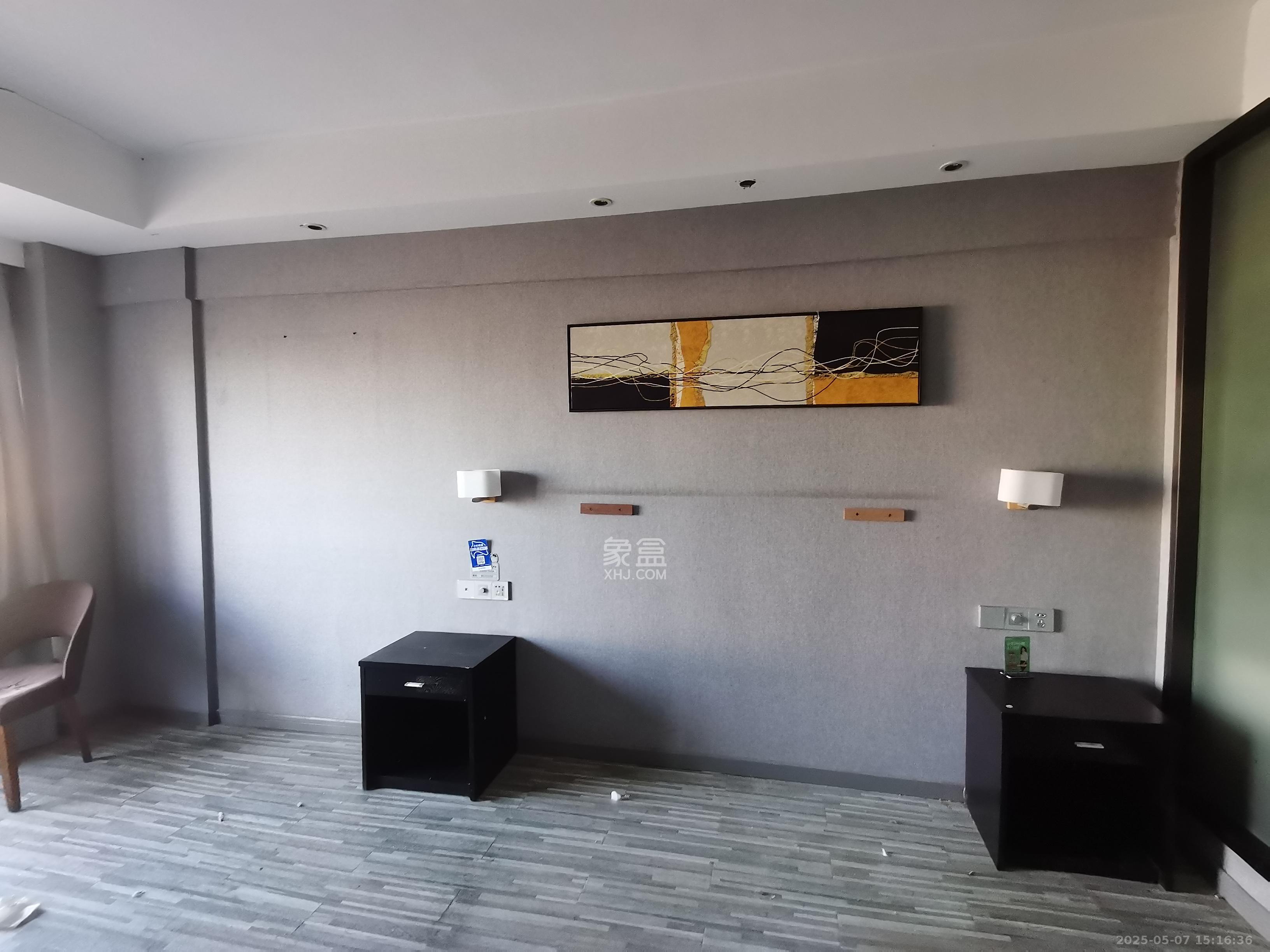 旭辉国际广场(永升商业广场) 1室1厅11卫 36000.0元/月 旭辉国际广场(永升商业广场) 1室1厅11卫 36000.0元/月室内图