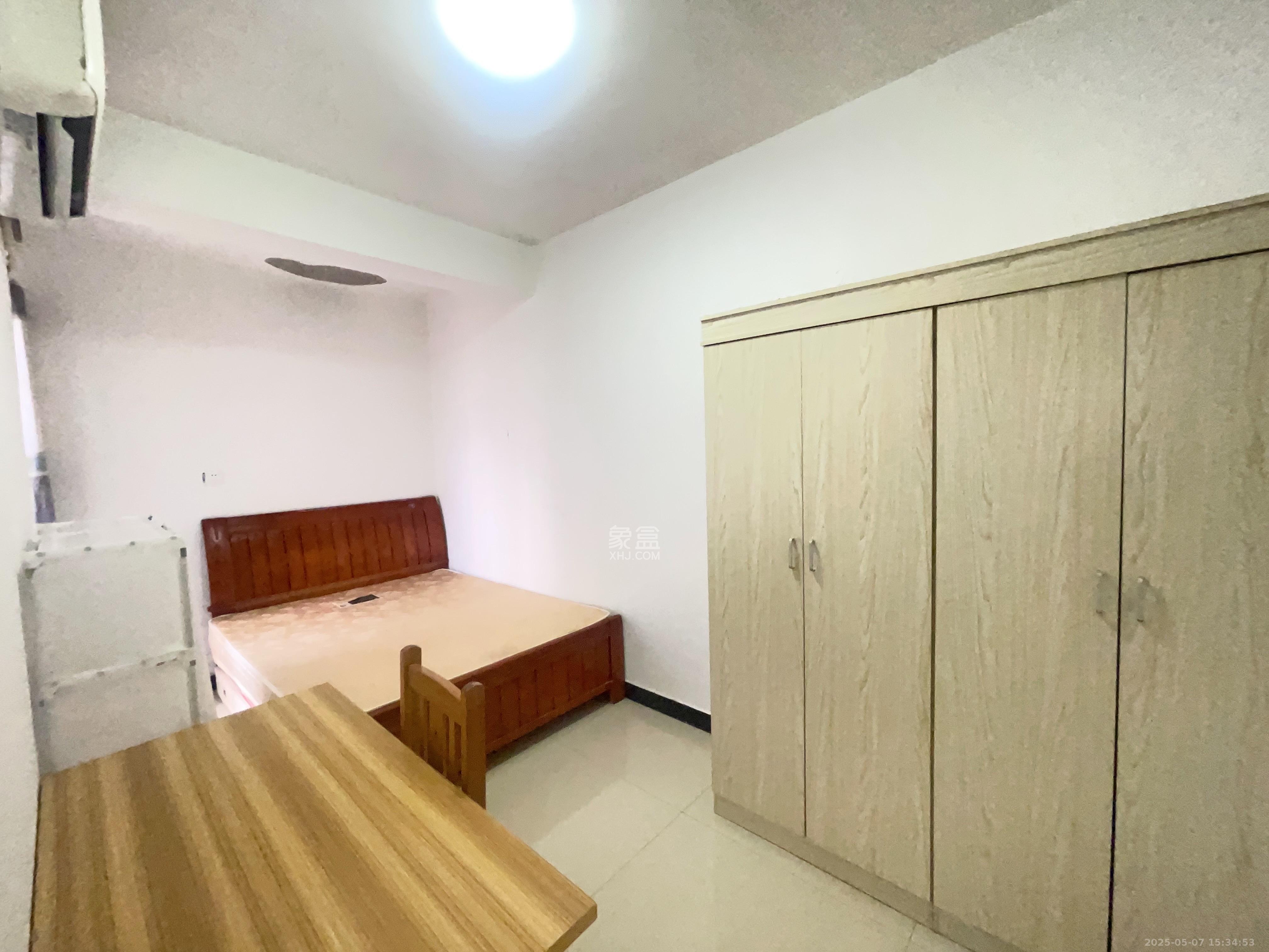 梅溪鑫苑名家  2室2厅1卫   2200.00元/月室内图