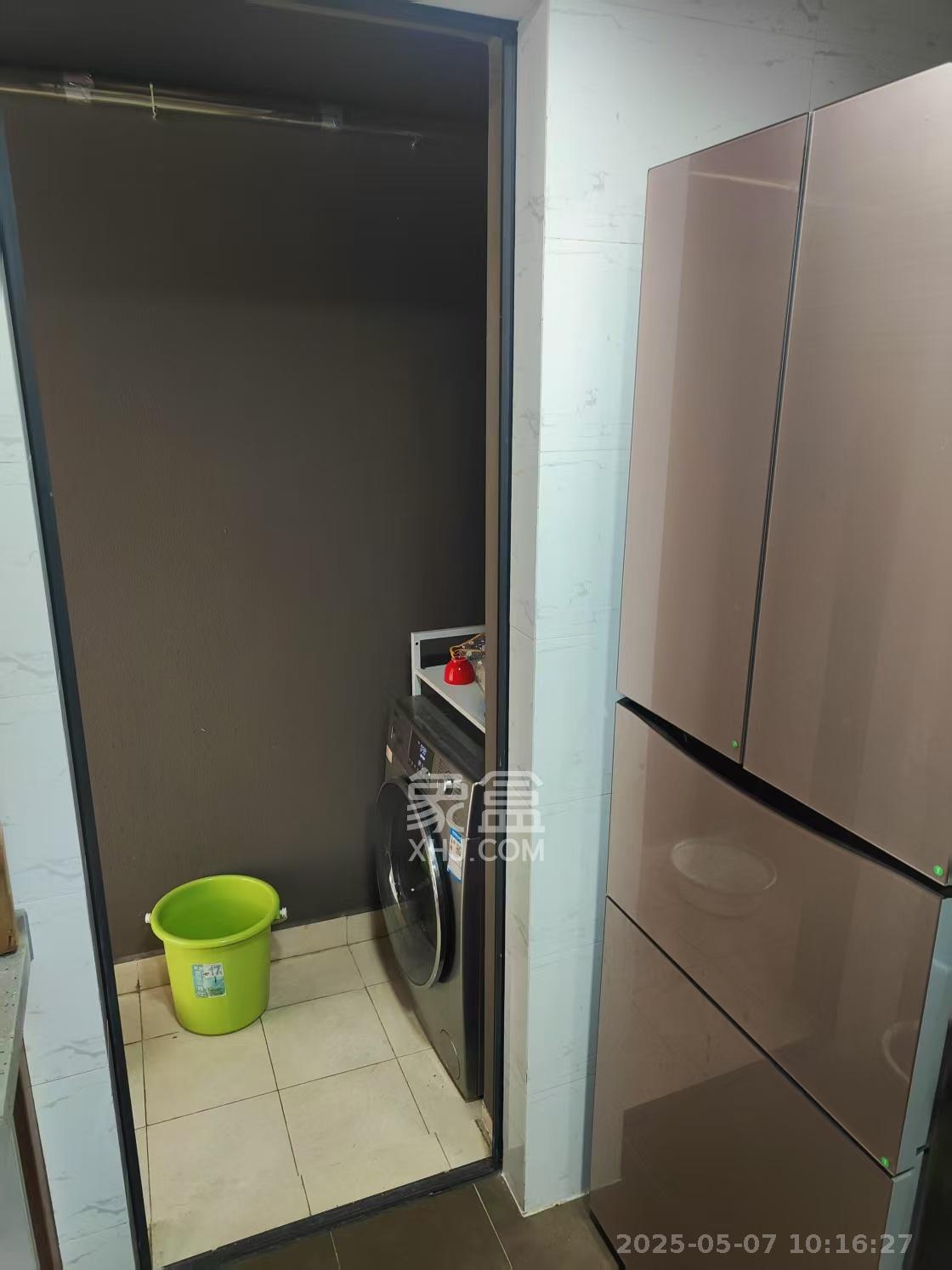 万科金域华府三四期 3室2厅1卫 2800.0元/月 万科金域华府三四期 3室2厅1卫 2800.0元/月室内图