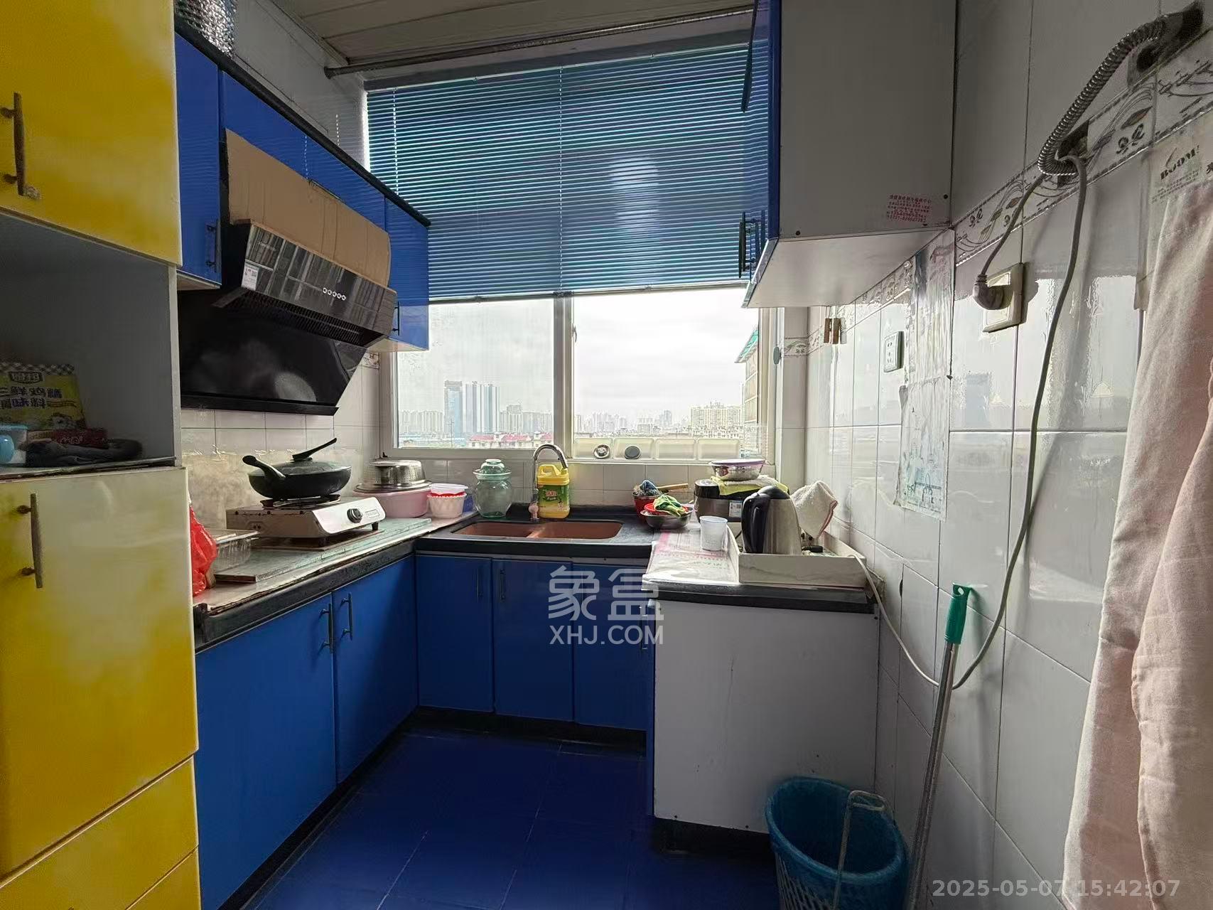 长鑫美树园 2室1厅1卫 1700.0元/月 长鑫美树园 2室1厅1卫 1700.0元/月室内图