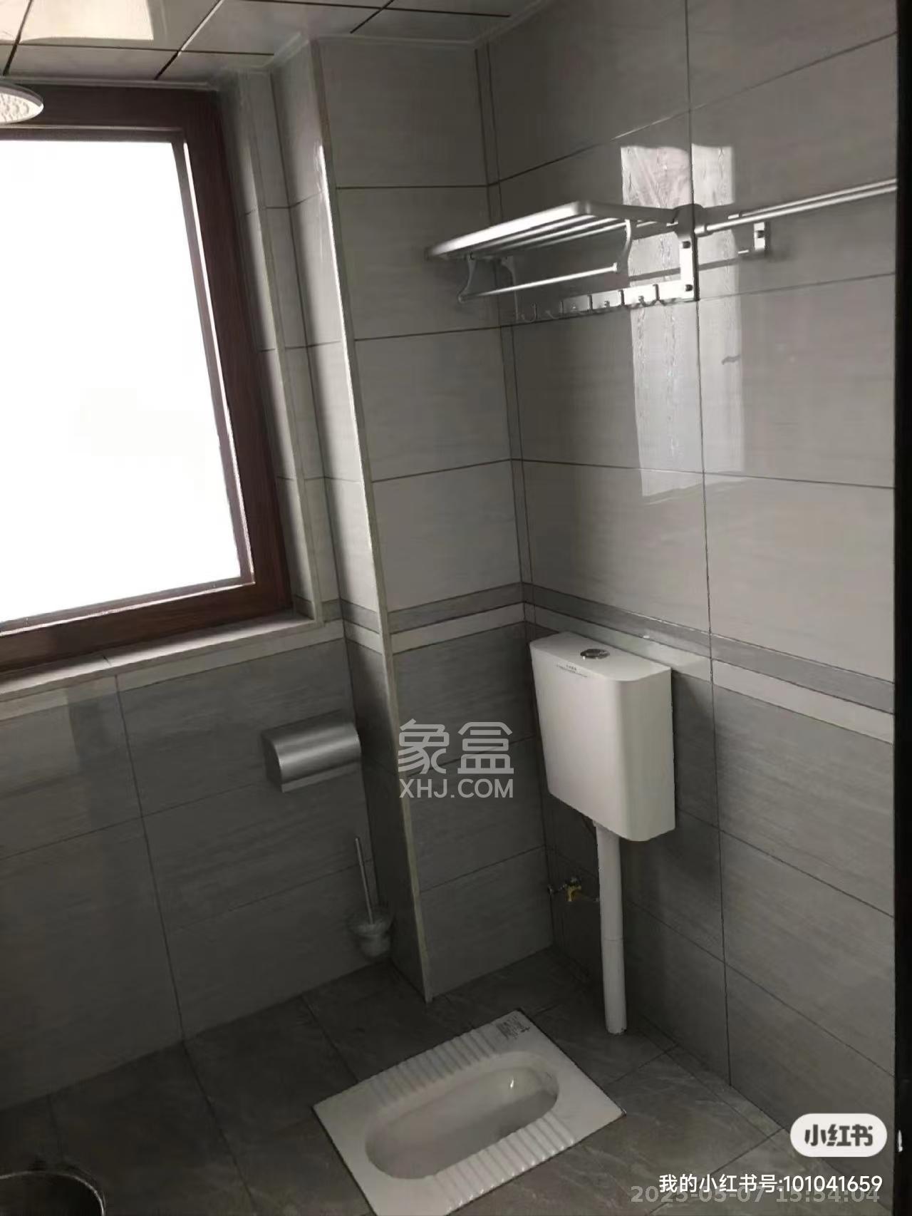 洋湖明园一期  2室1厅1卫   1600.00元/月室内图