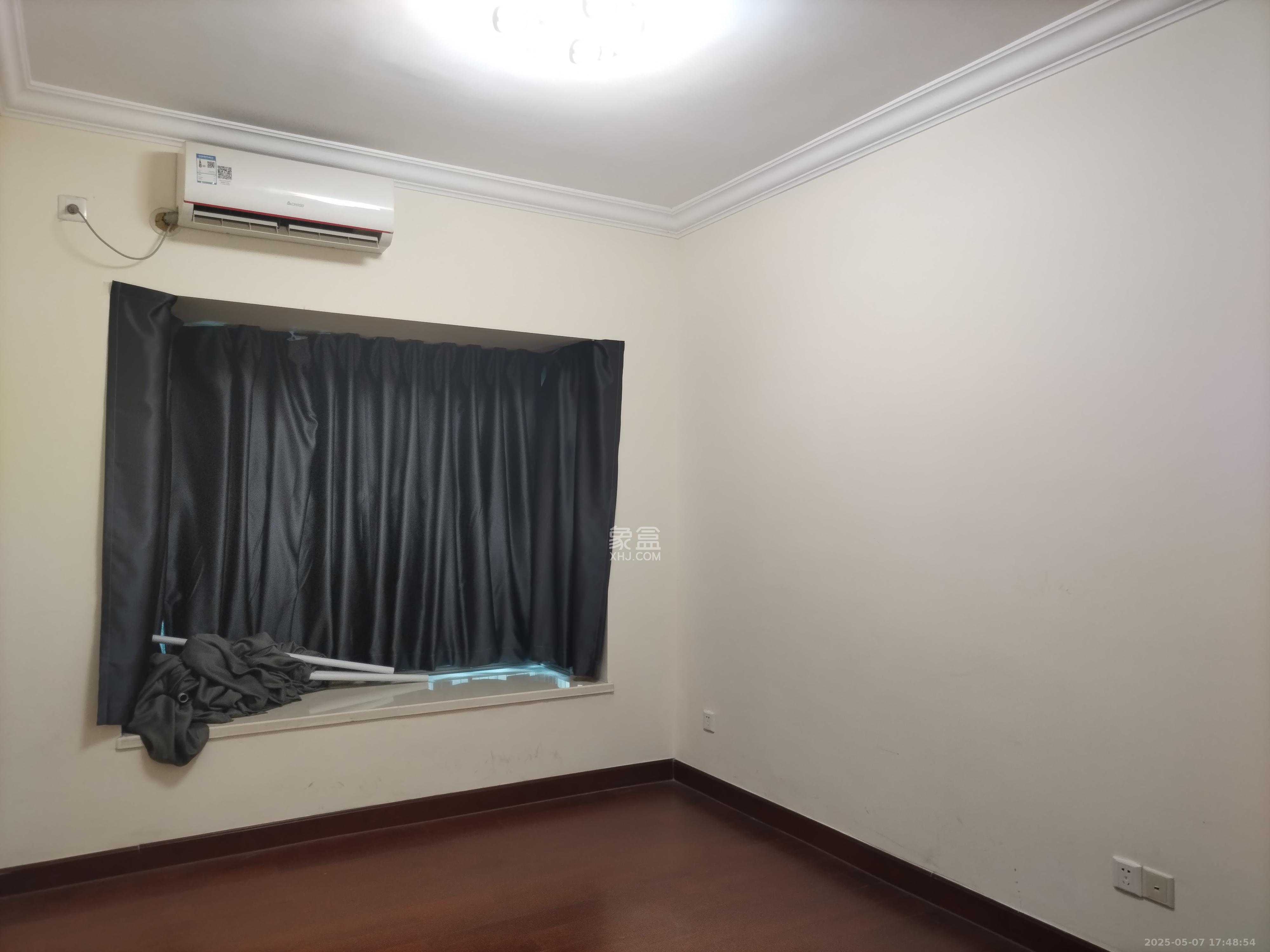 恒大翡翠华庭  3室2厅2卫    2500.0元/月室内图