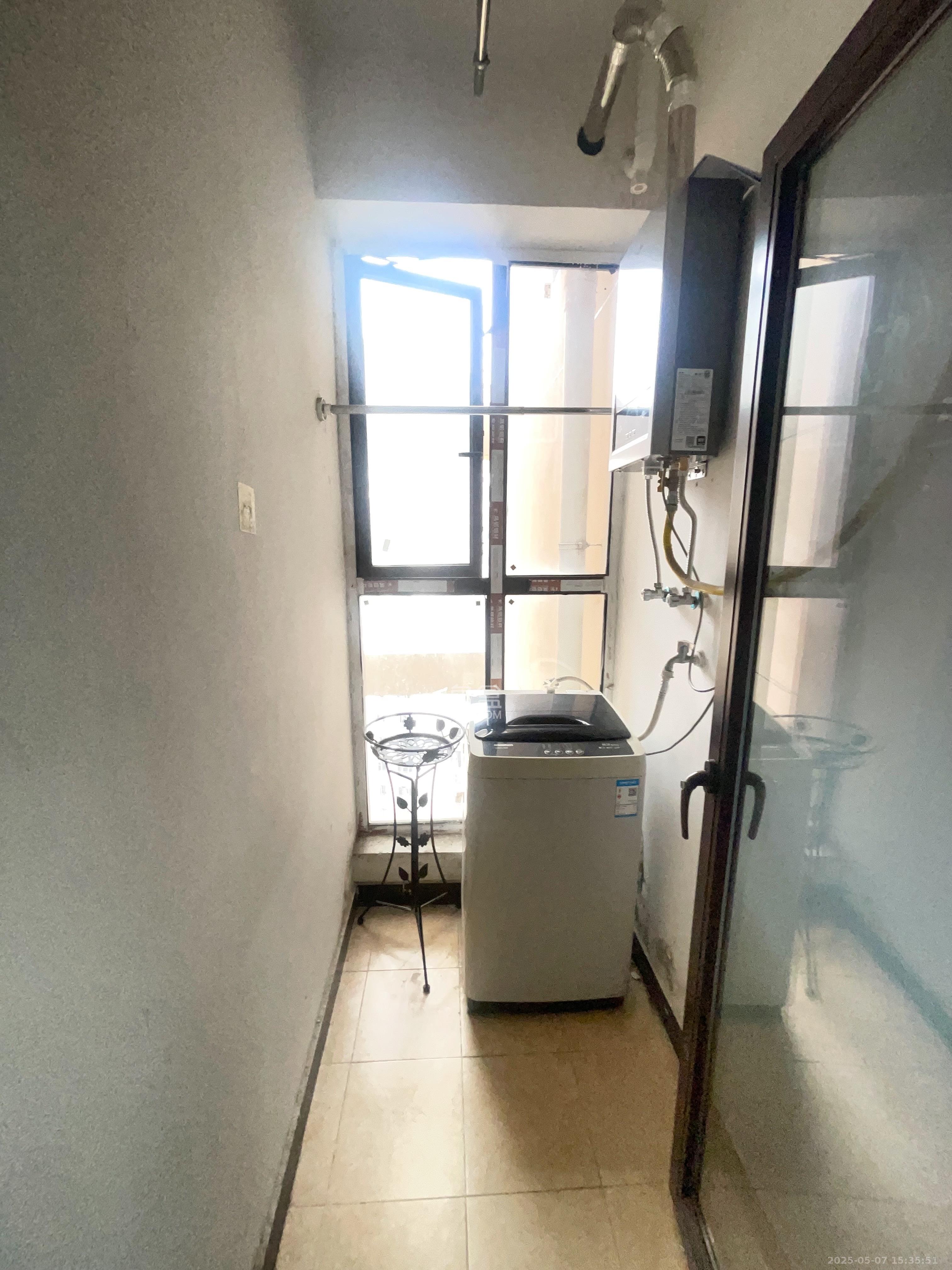 梅溪鑫苑名家  2室2厅1卫   2200.00元/月室内图