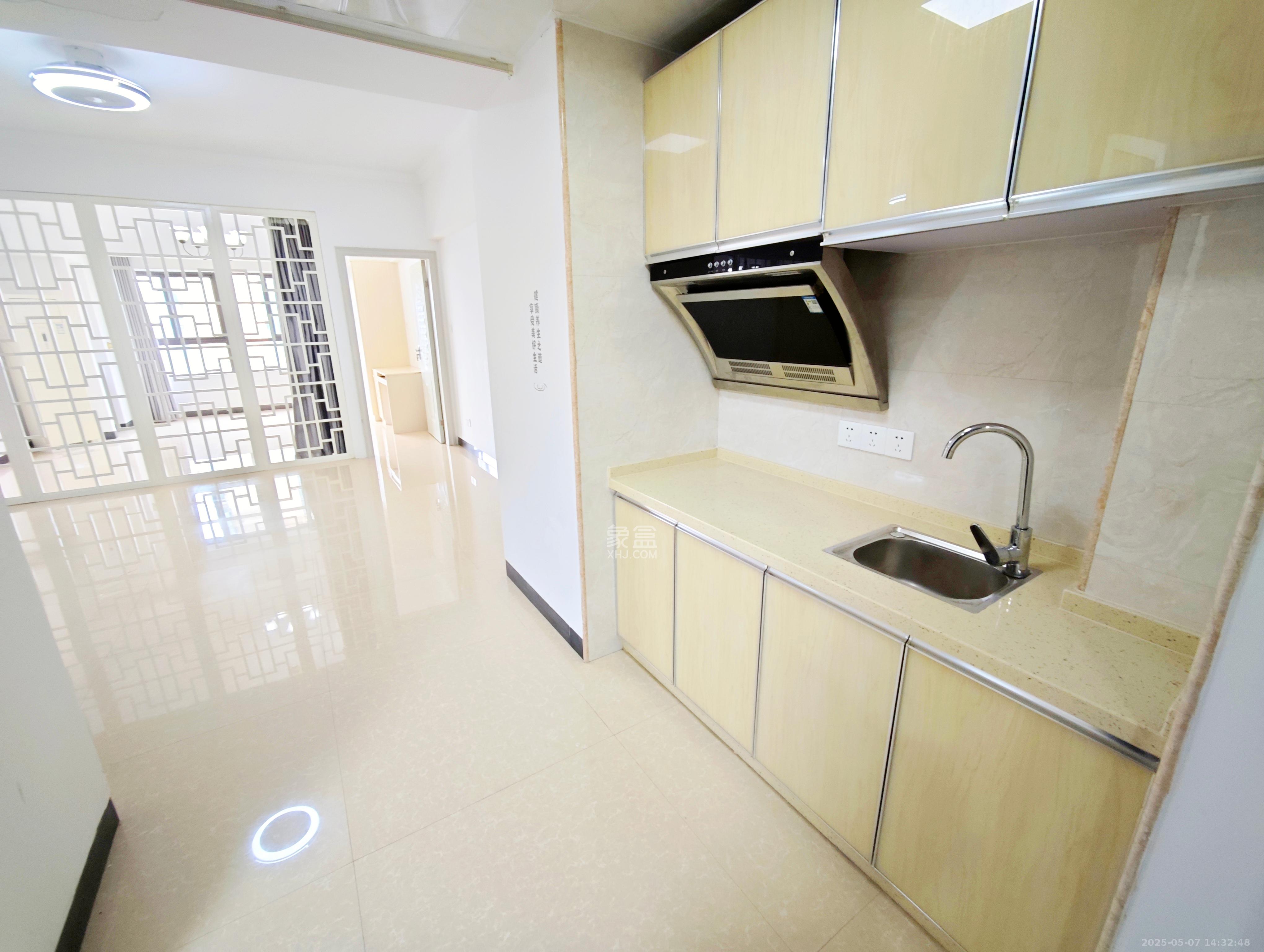 当代滨江MOMA 1室1厅1卫 1800.0元/月 当代滨江MOMA 1室1厅1卫 1800.0元/月室内图