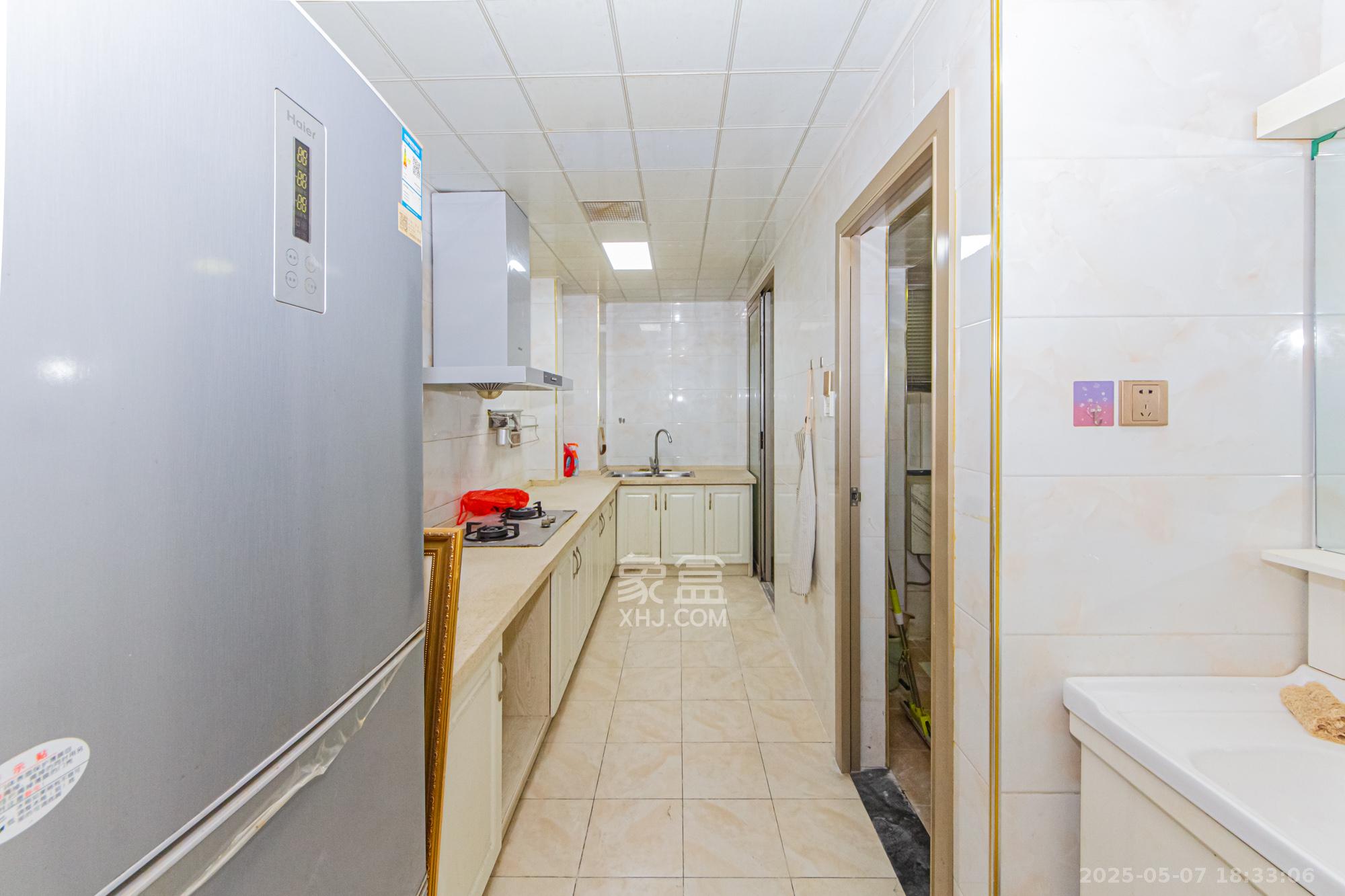 北辰三角洲E3区 3室2厅1卫 125.0万 北辰三角洲E3区 3室2厅1卫 125.0万厨房