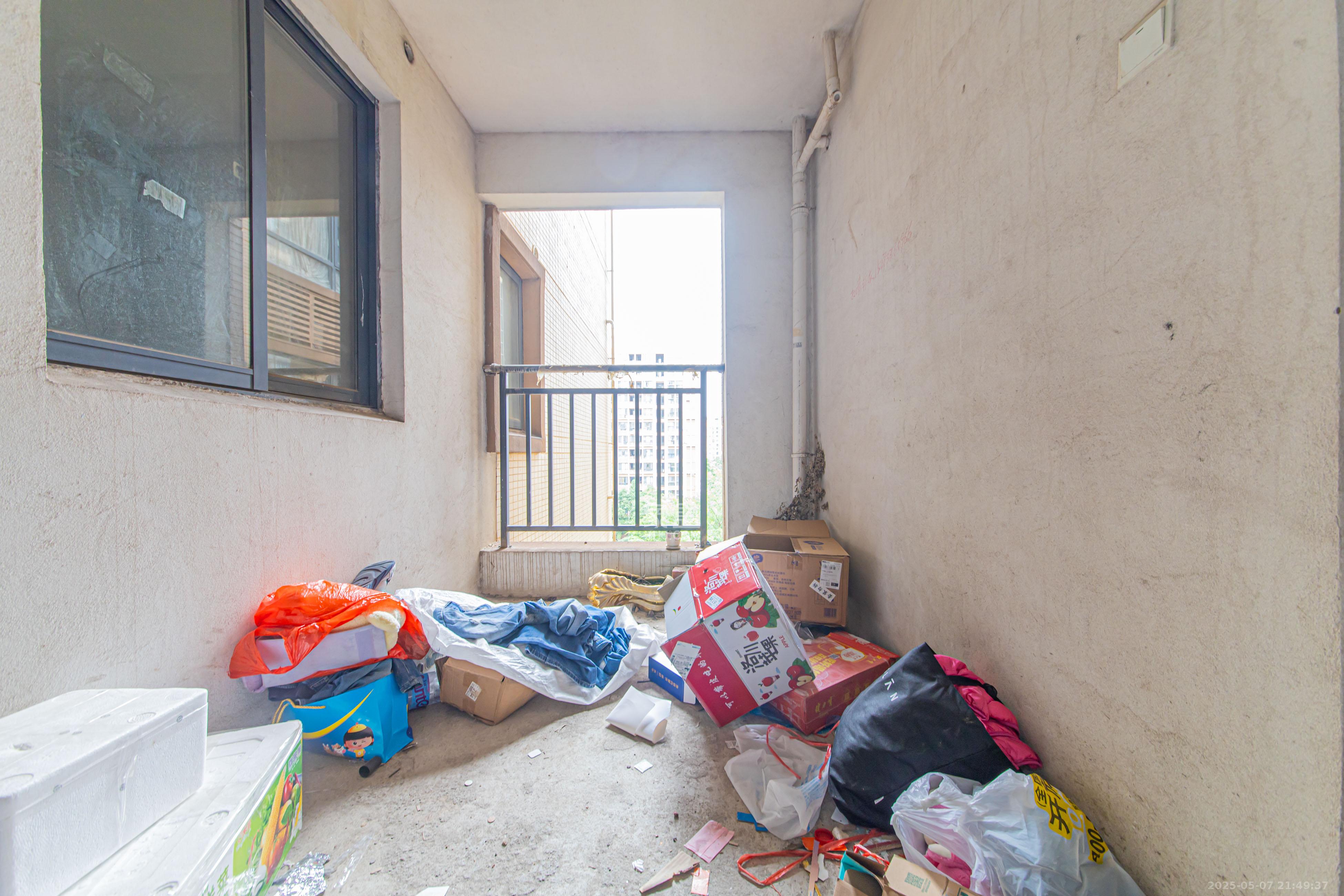 中建芙蓉嘉苑 3室2厅2卫 113.0万 中建芙蓉嘉苑 3室2厅2卫 113.0万其他