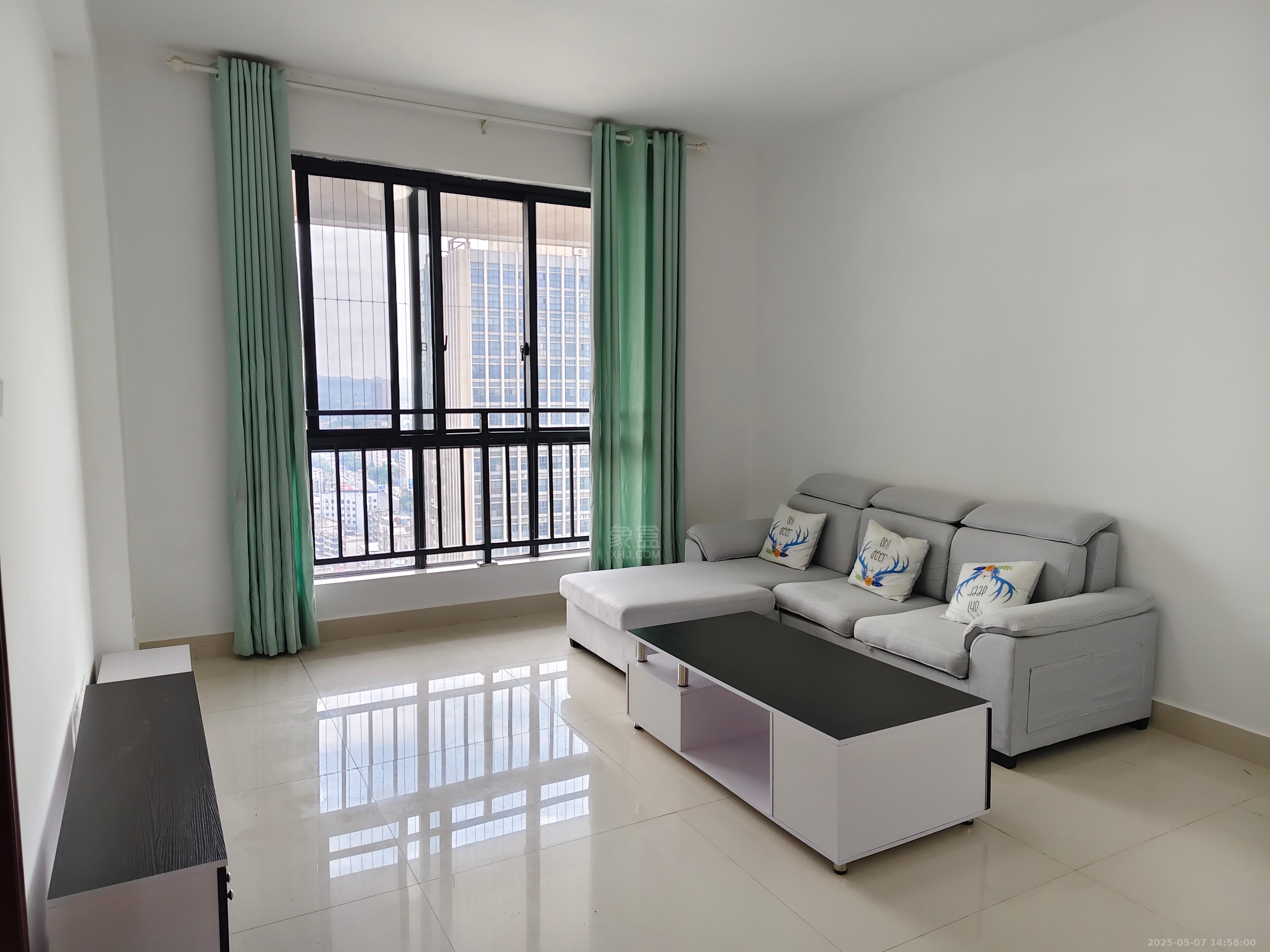 银泰财富广场 2室2厅1卫 1500.0元/月 银泰财富广场 2室2厅1卫 1500.0元/月室内图