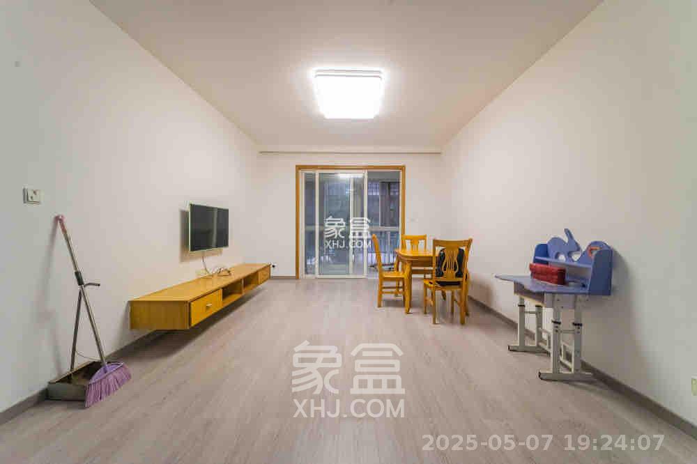 彩都公寓  2室2厅1卫   1600.00元/月室内图