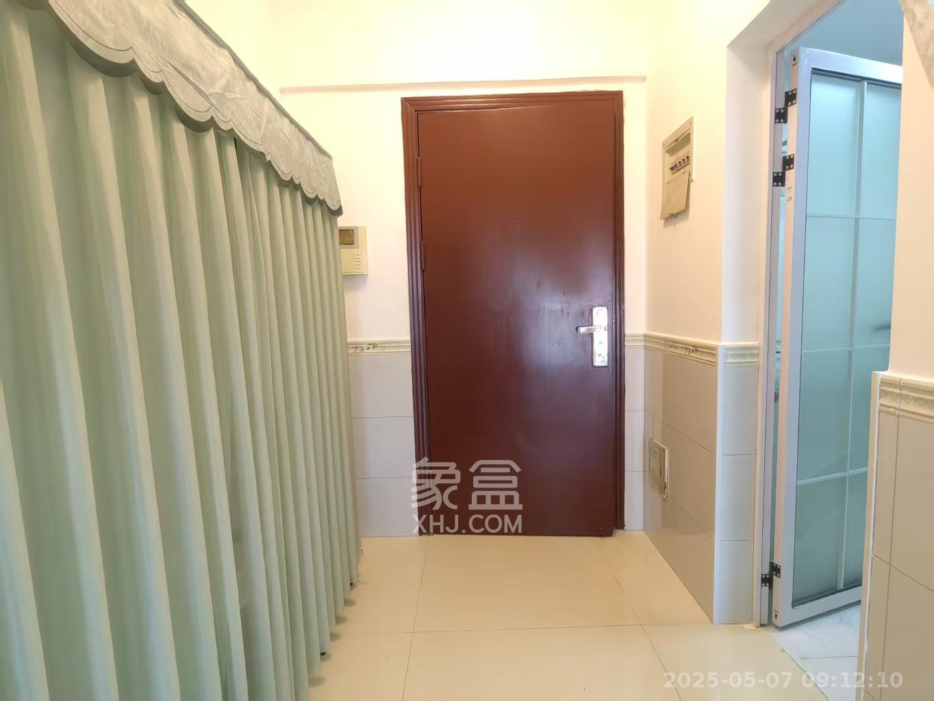 天健芙蓉盛世一期  1室1厅1卫    1700.0元/月