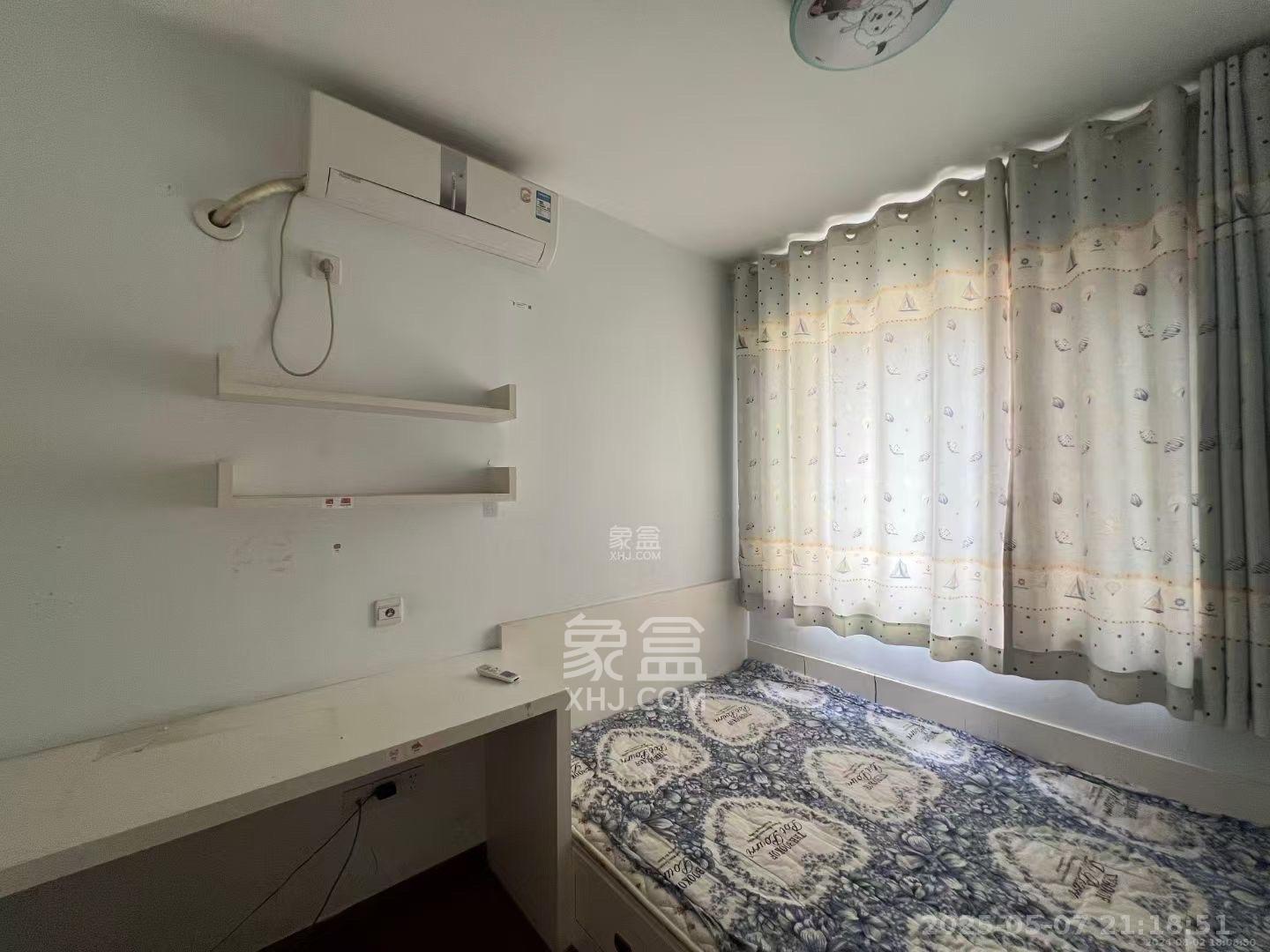 嘉宇盛世华章 3室2厅2卫 3200.0元/月 嘉宇盛世华章 3室2厅2卫 3200.0元/月室内图