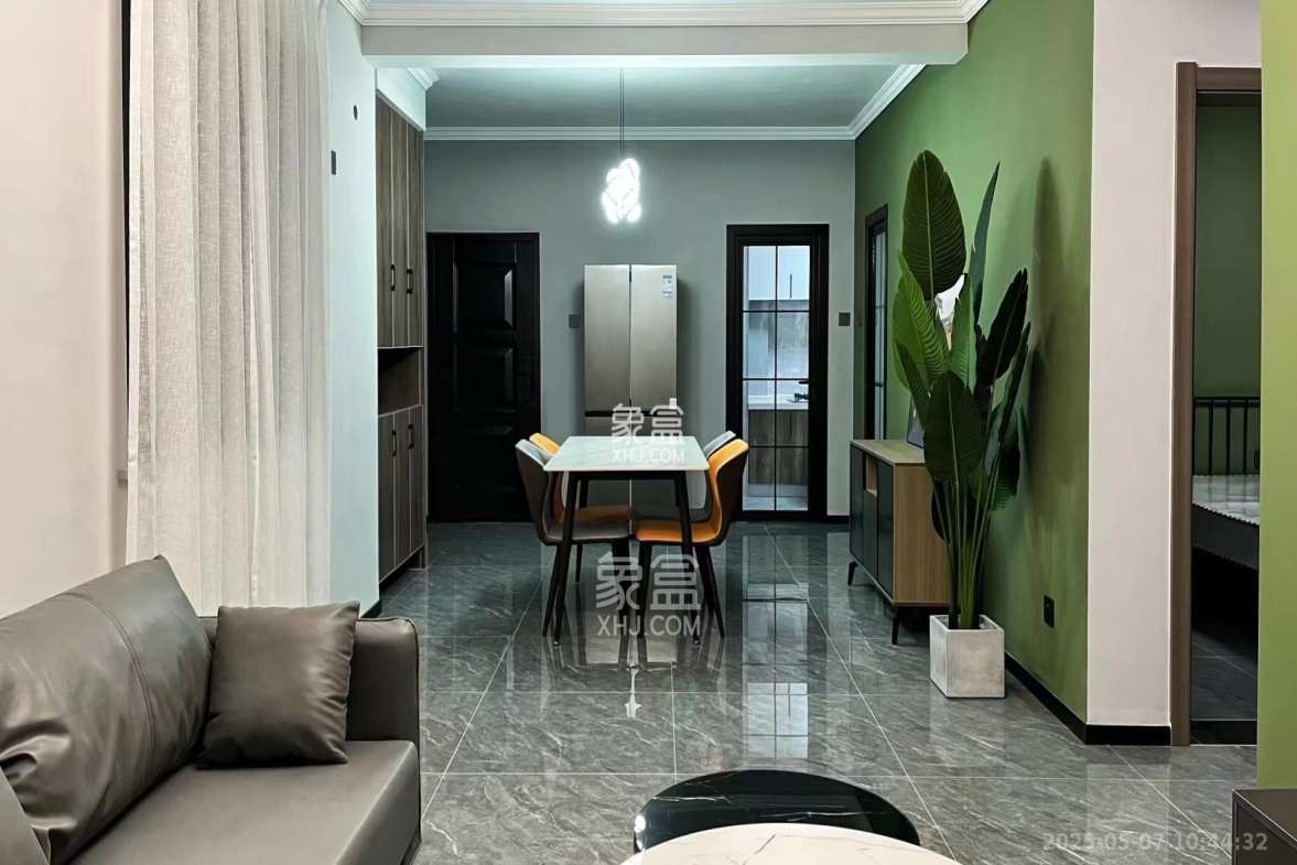 吉泰园安置小区 3室2厅1卫 2988.0元/月 吉泰园安置小区 3室2厅1卫 2988.0元/月室内图