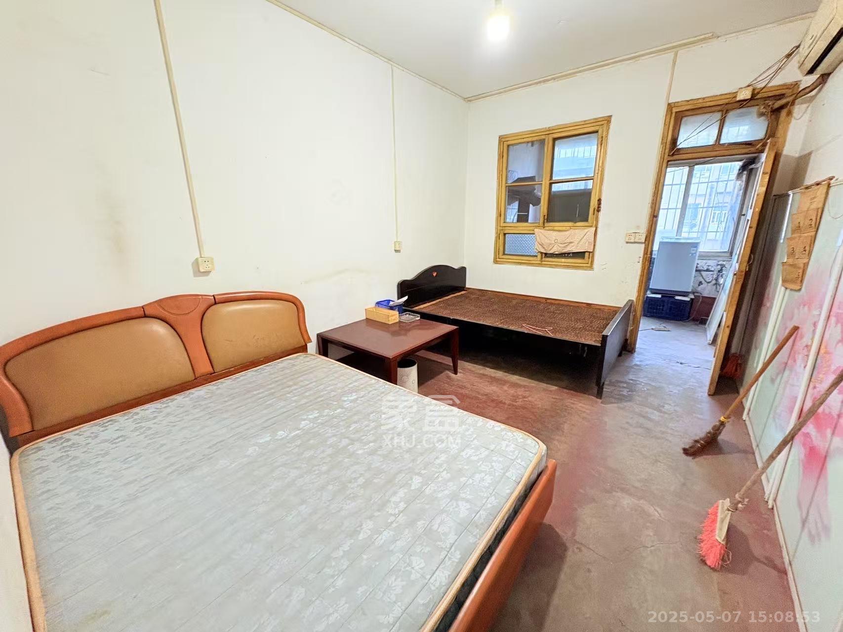 沙湖街16号 1室0厅0卫 1000.0元/月 沙湖街16号 1室0厅0卫 1000.0元/月室内图