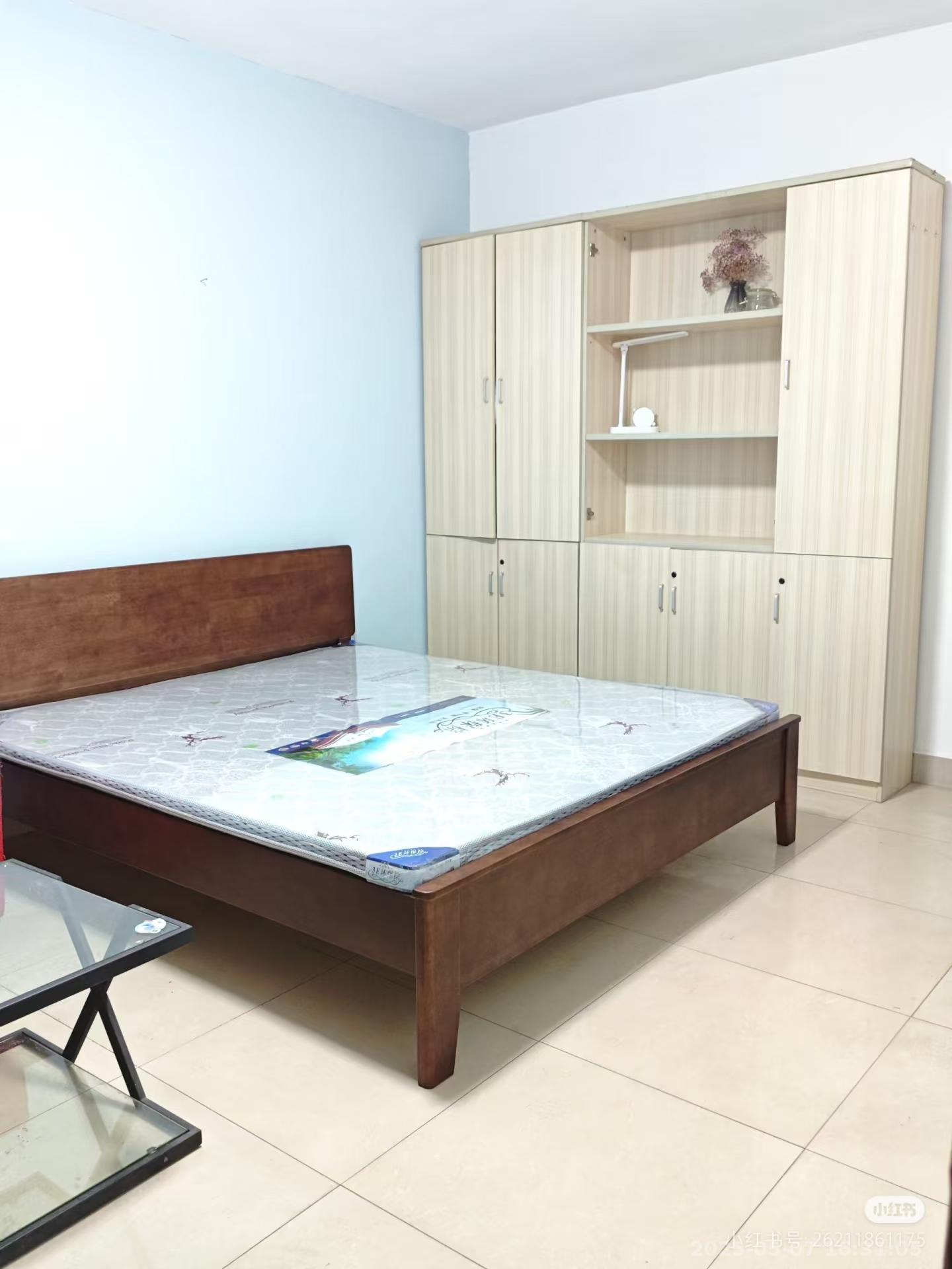 盛德碧瑞庭  3室2厅1卫    2000.0元/月室内图