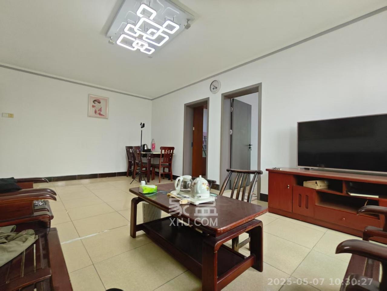 韵景商居  2室2厅1卫   1800.00元/月