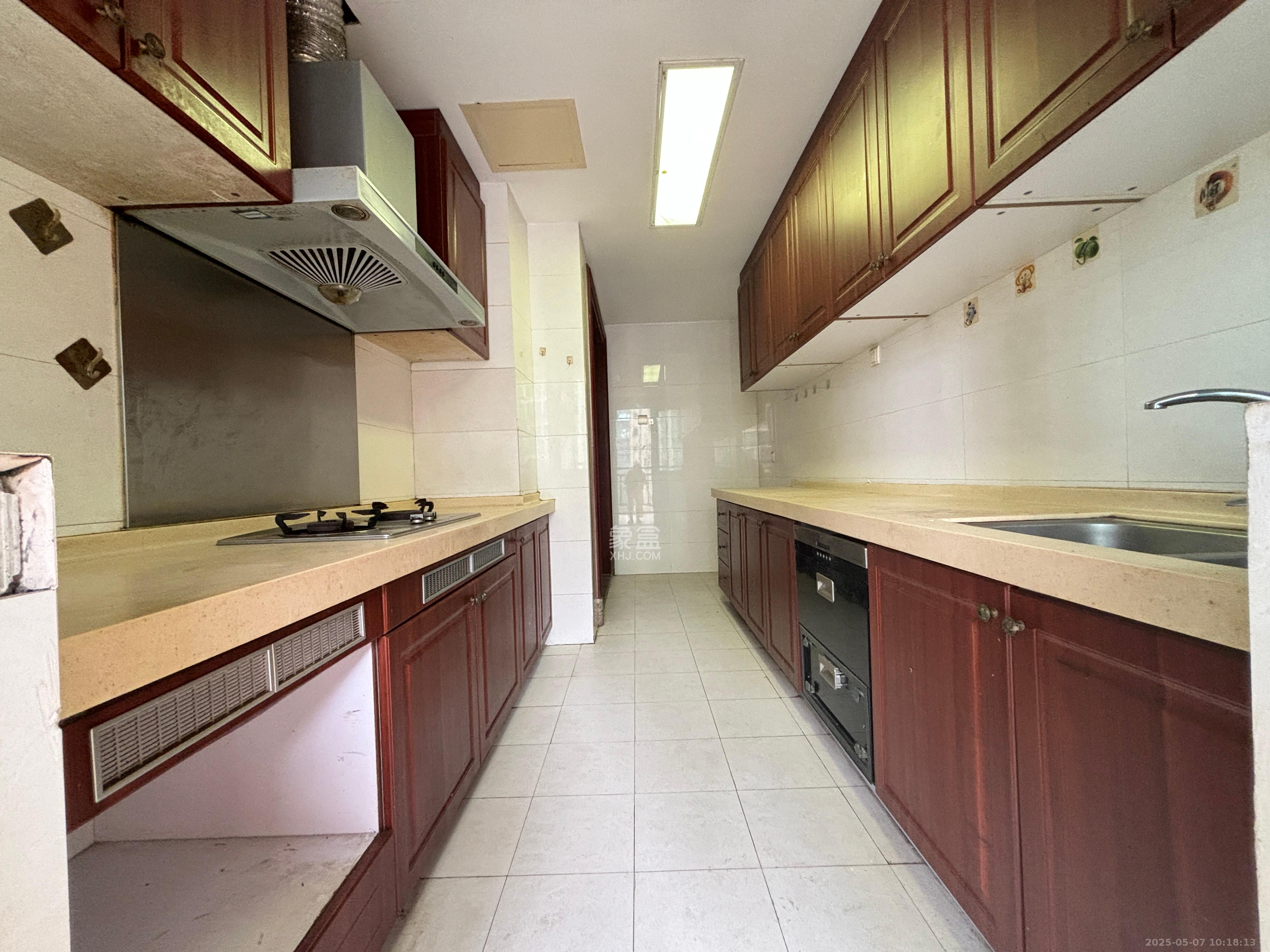 恒大名都  4室2厅2卫    2200.0元/月 恒大名都  4室2厅2卫    2200.0元/月室内图