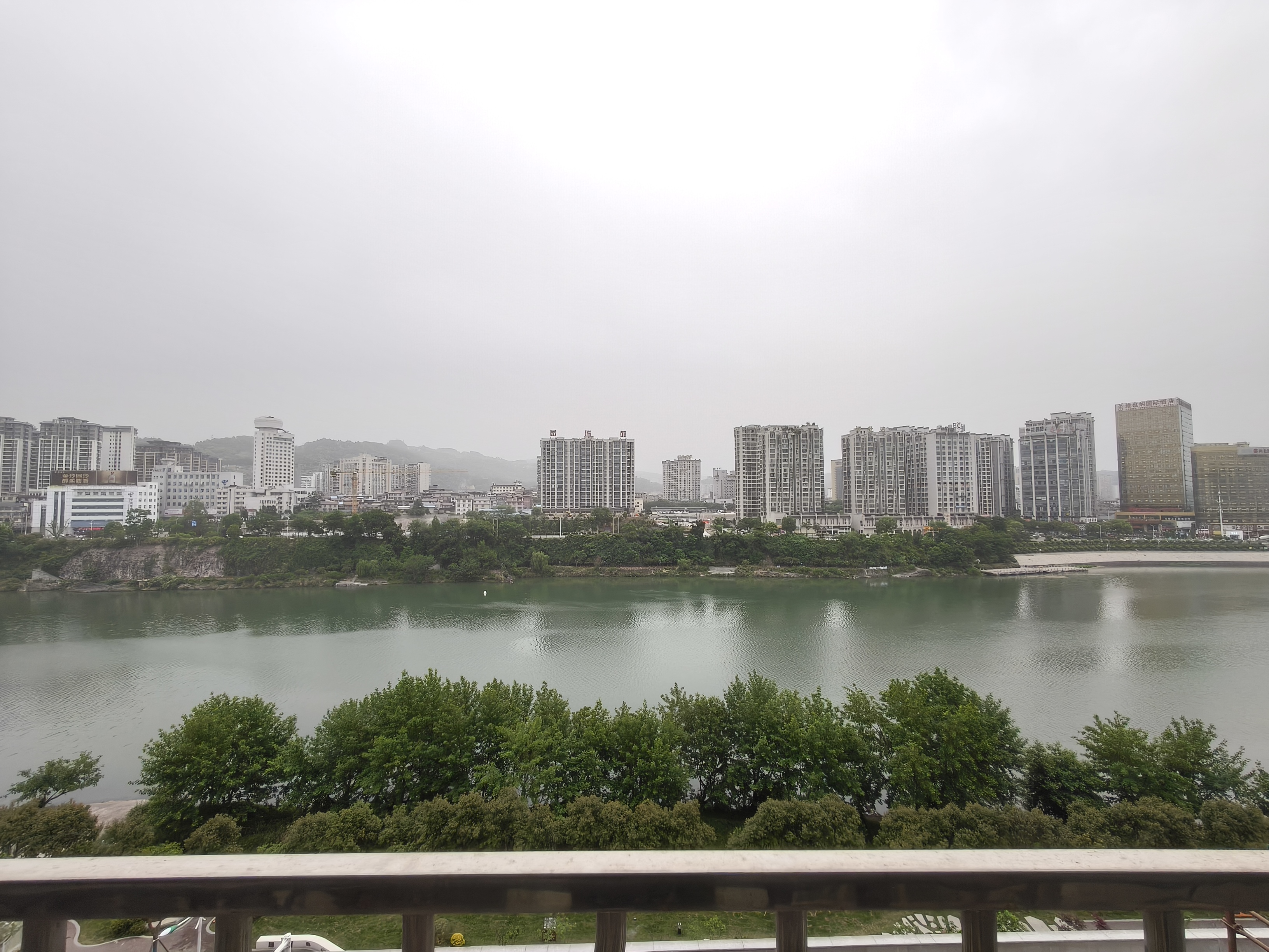 水榭花都  3室2厅2卫   1500.00元/月室内图