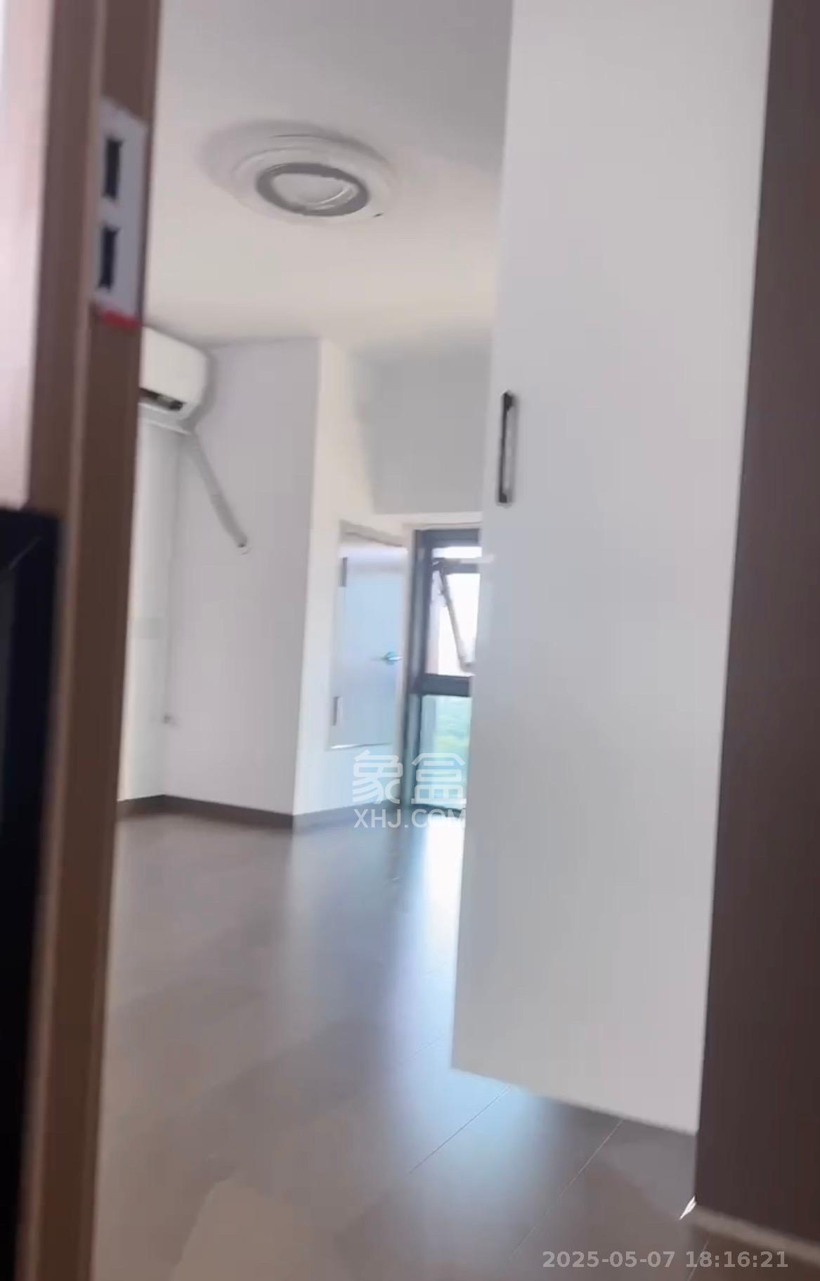 绿地V岛 1室1厅1卫 2500.0元/月 绿地V岛 1室1厅1卫 2500.0元/月室内图