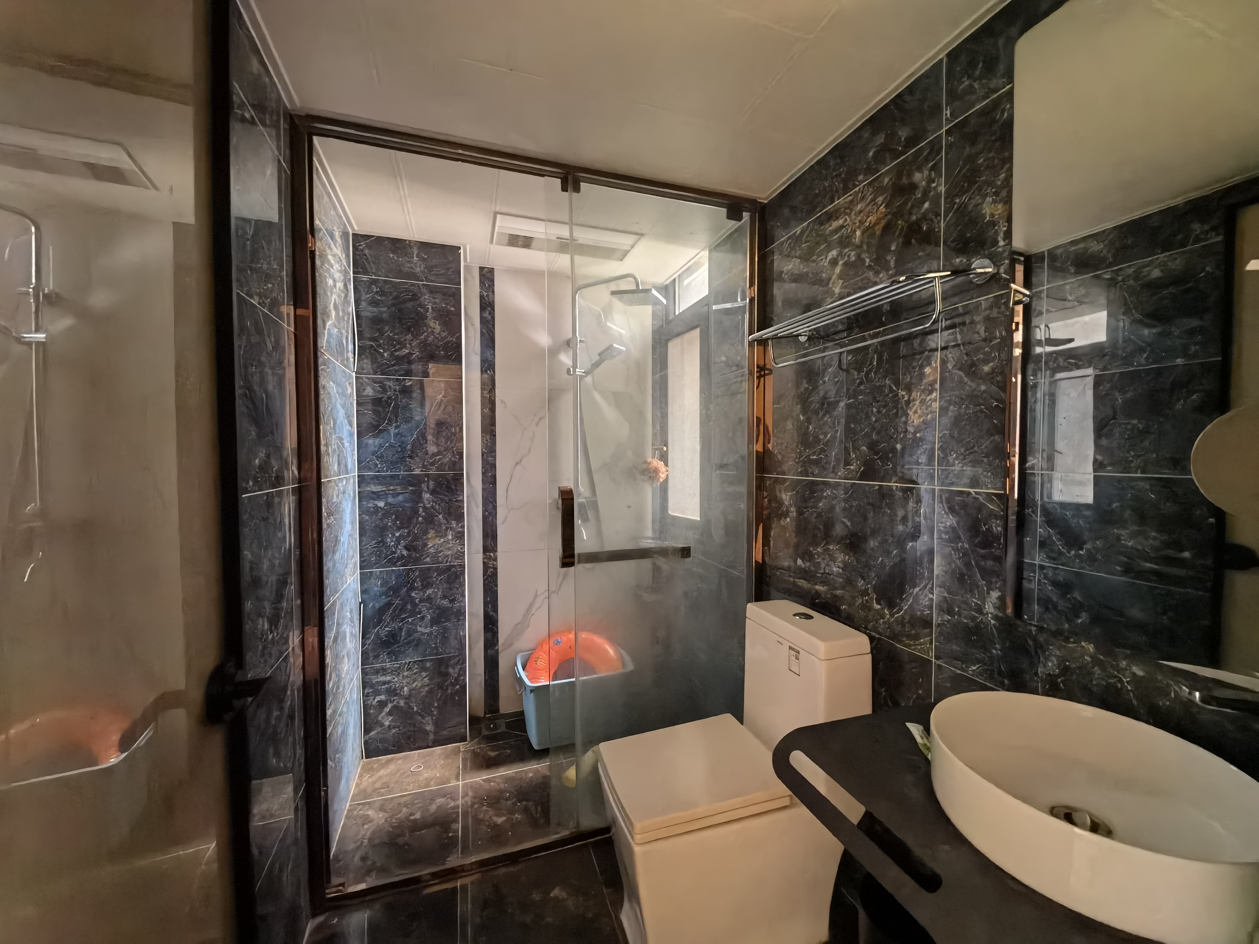 五江碧桂园城市广场  4室2厅2卫    96.0万 五江碧桂园城市广场  4室2厅2卫    96.0万客厅