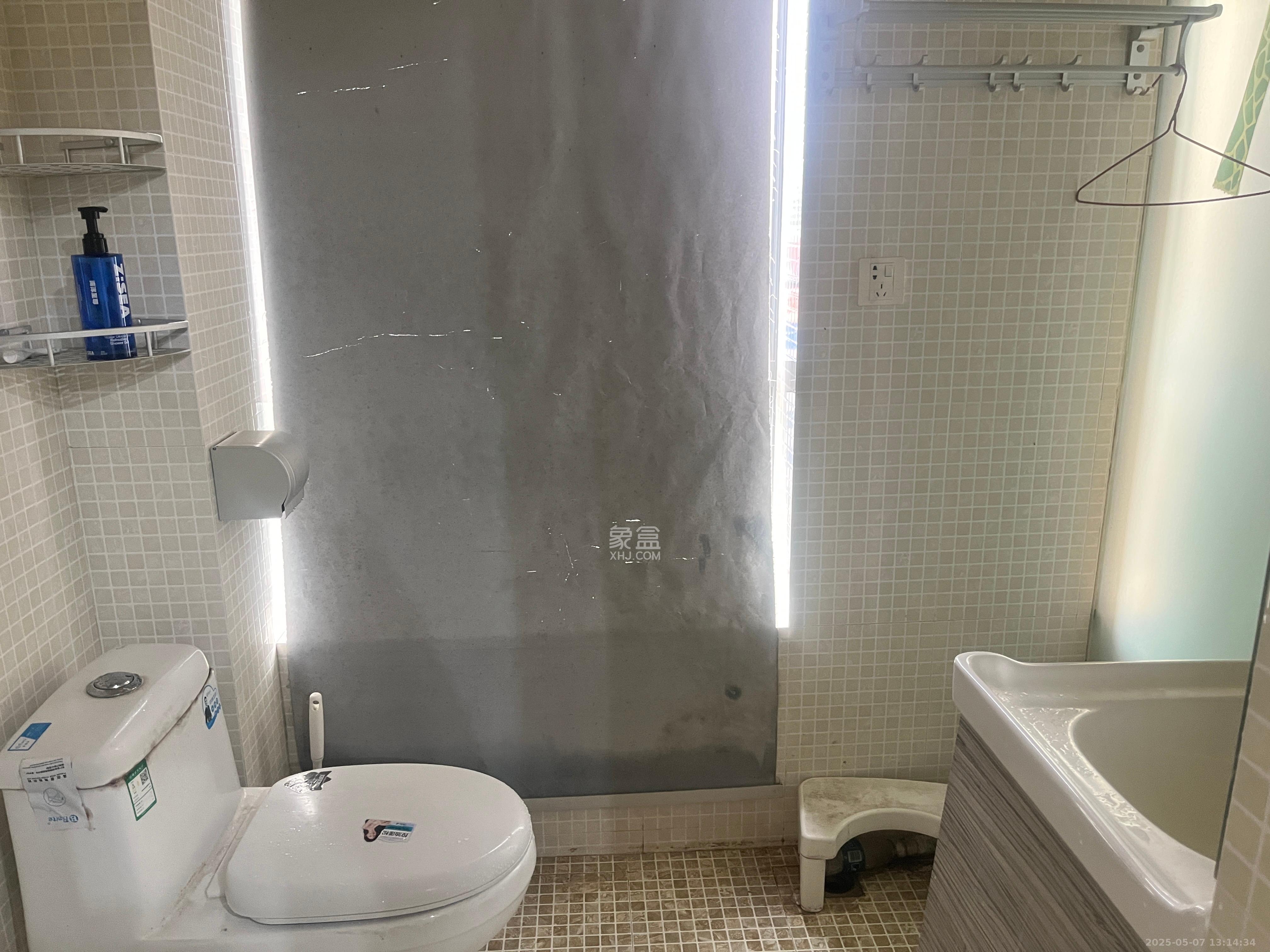 上海城小区  1室1厅1卫   1480.00元/月室内图