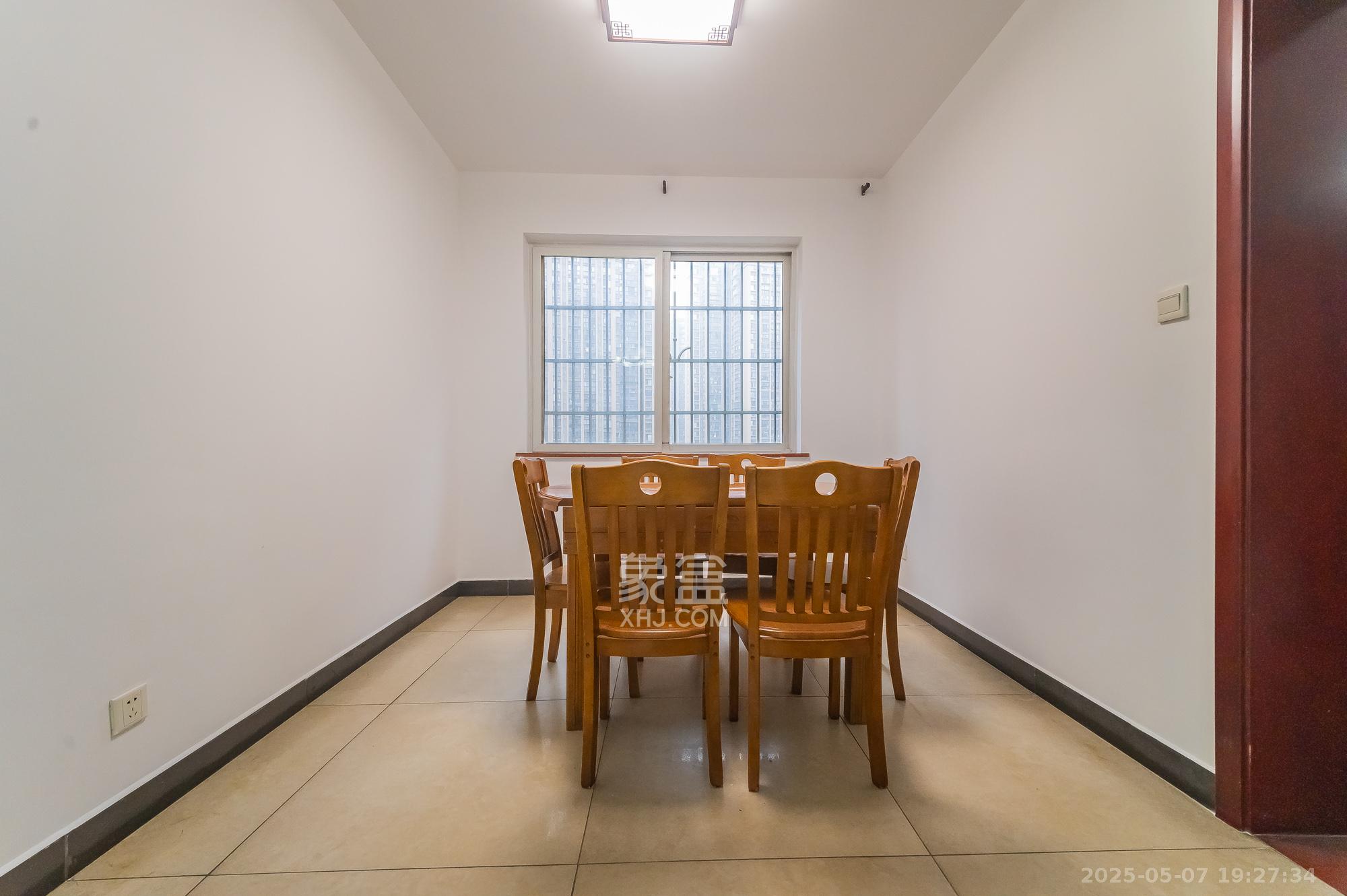 筑梦佳园 4室2厅2卫 85.0万 筑梦佳园 4室2厅2卫 85.0万其他