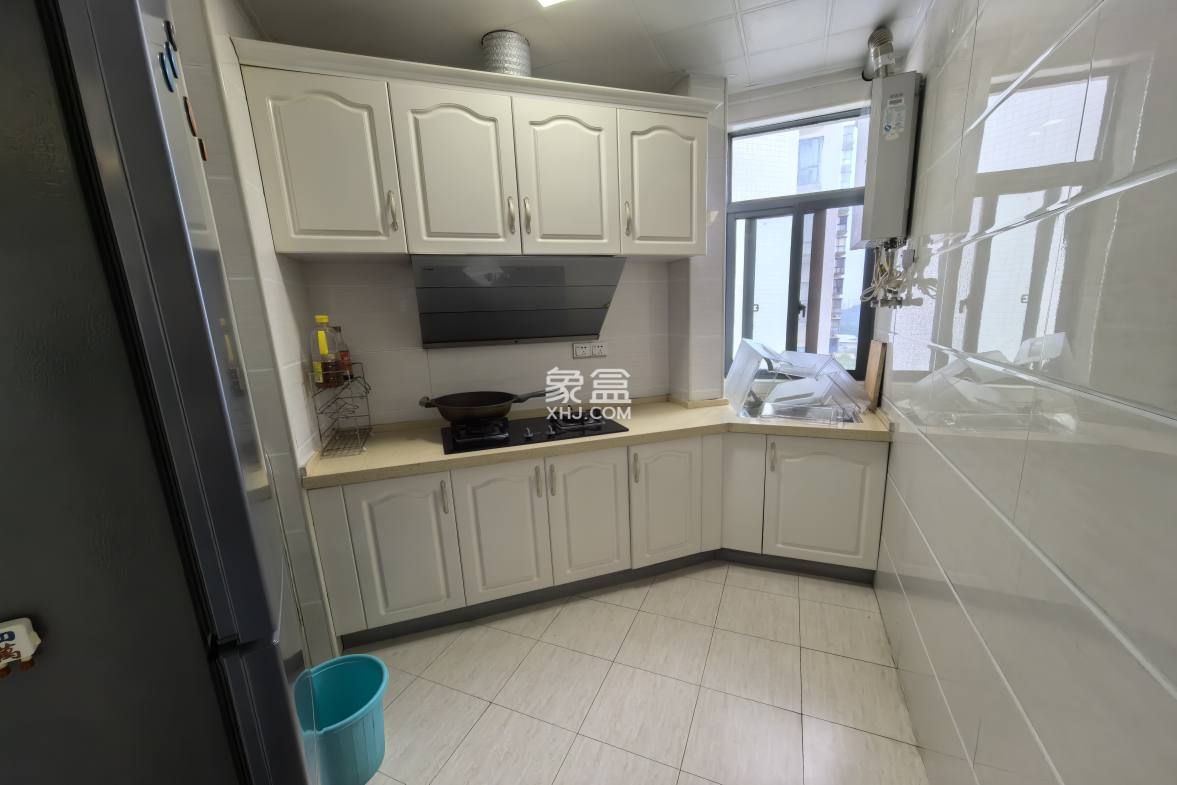 梓山湖领御  1室1厅1卫    1500.0元/月 梓山湖领御  1室1厅1卫    1500.0元/月室内图