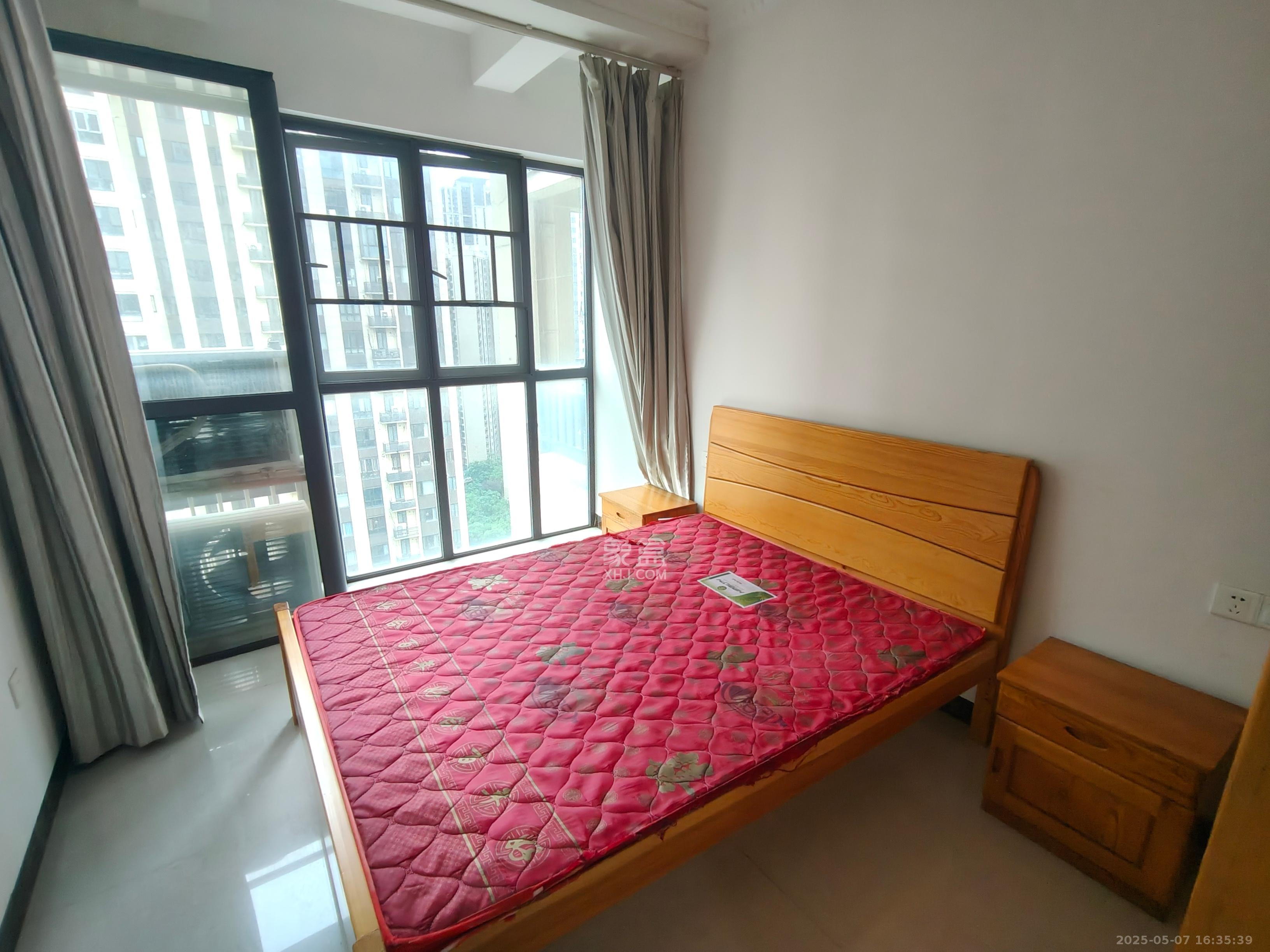 和泓梅溪四季 3室2厅2卫 2200.0元/月 和泓梅溪四季 3室2厅2卫 2200.0元/月室内图