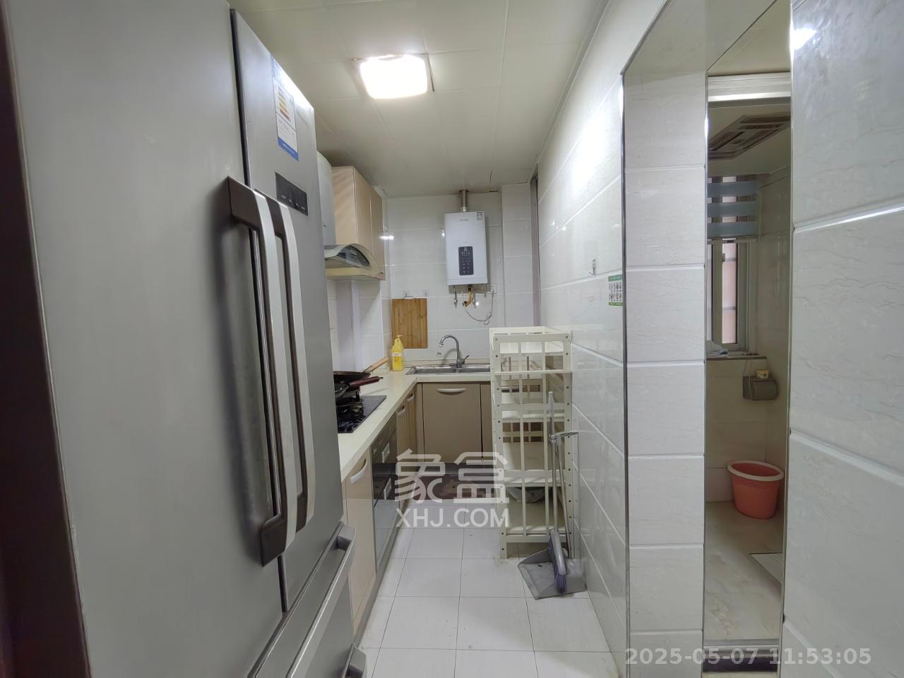 佳天名苑  3室2厅1卫   1800.00元/月室内图