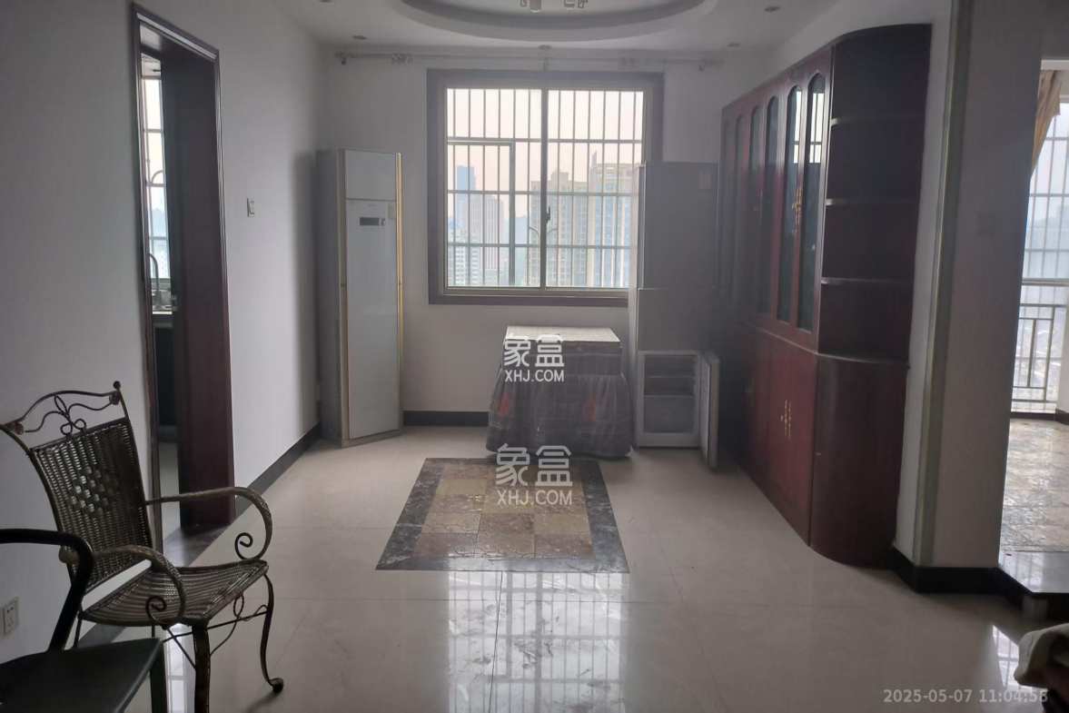 高桥现代商贸城  4室2厅2卫    3200.0元/月 高桥现代商贸城  4室2厅2卫    3200.0元/月室内图