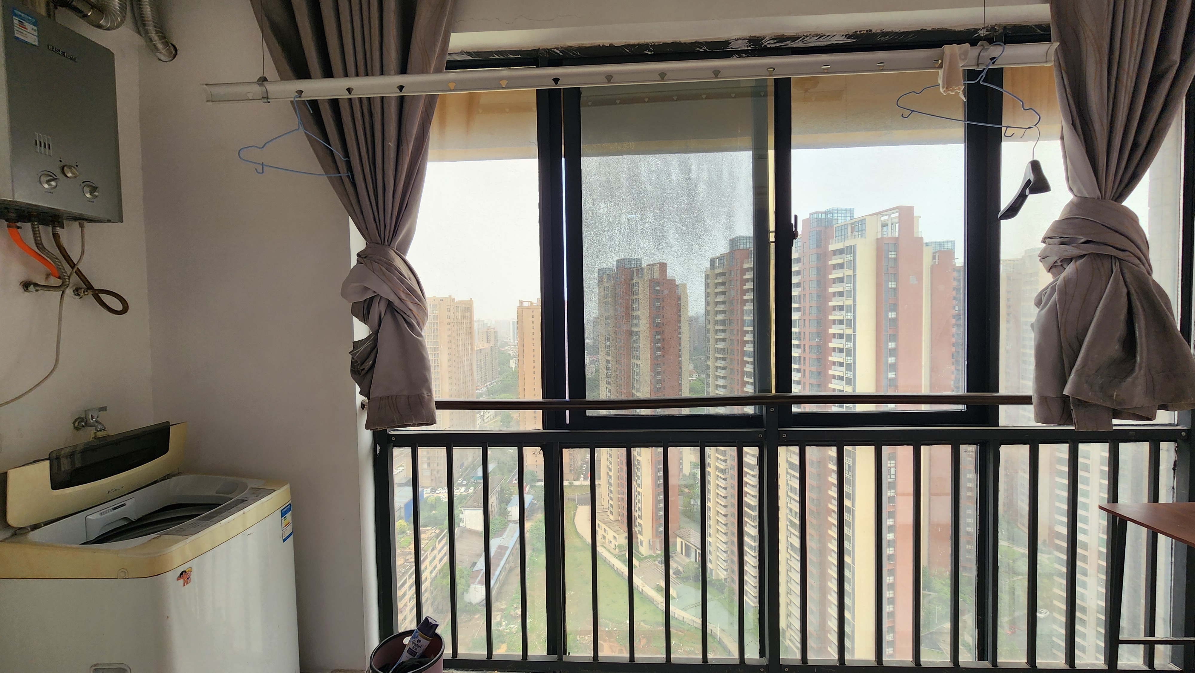 M国际 1室1厅1卫 1200.0元/月 M国际 1室1厅1卫 1200.0元/月室内图