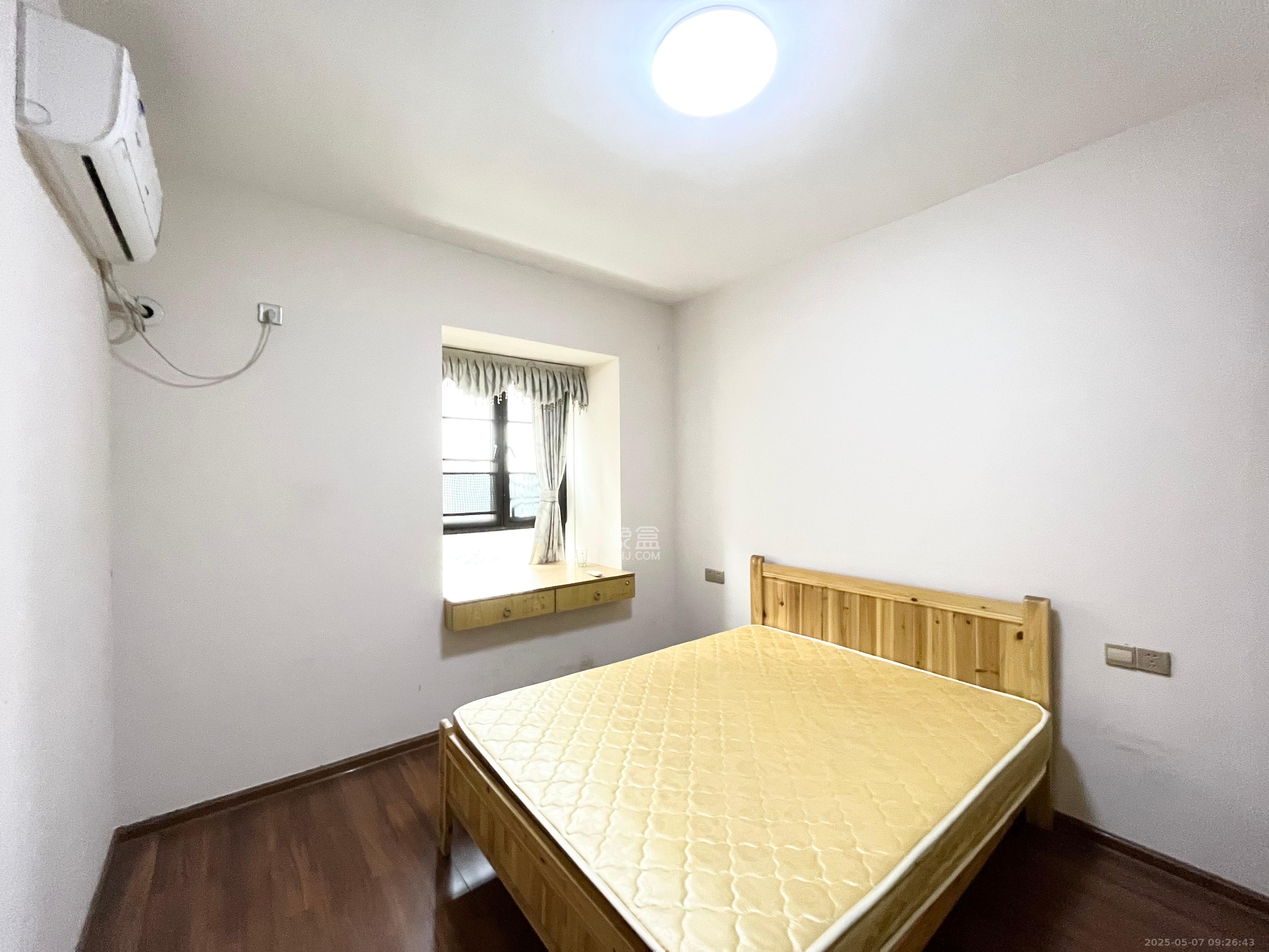 保利麓谷林语D区  4室2厅1卫   2800.00元/月室内图