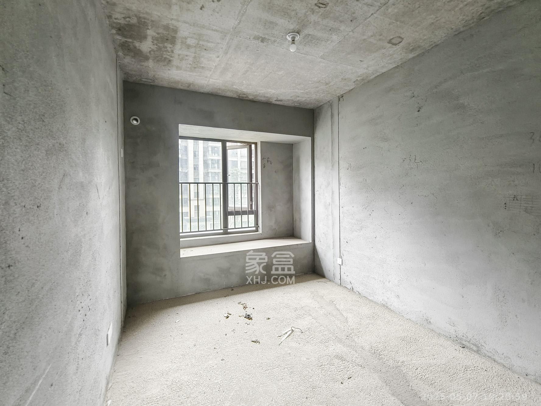 爱情公望府 4室2厅2卫 88.0万 爱情公望府 4室2厅2卫 88.0万卧室