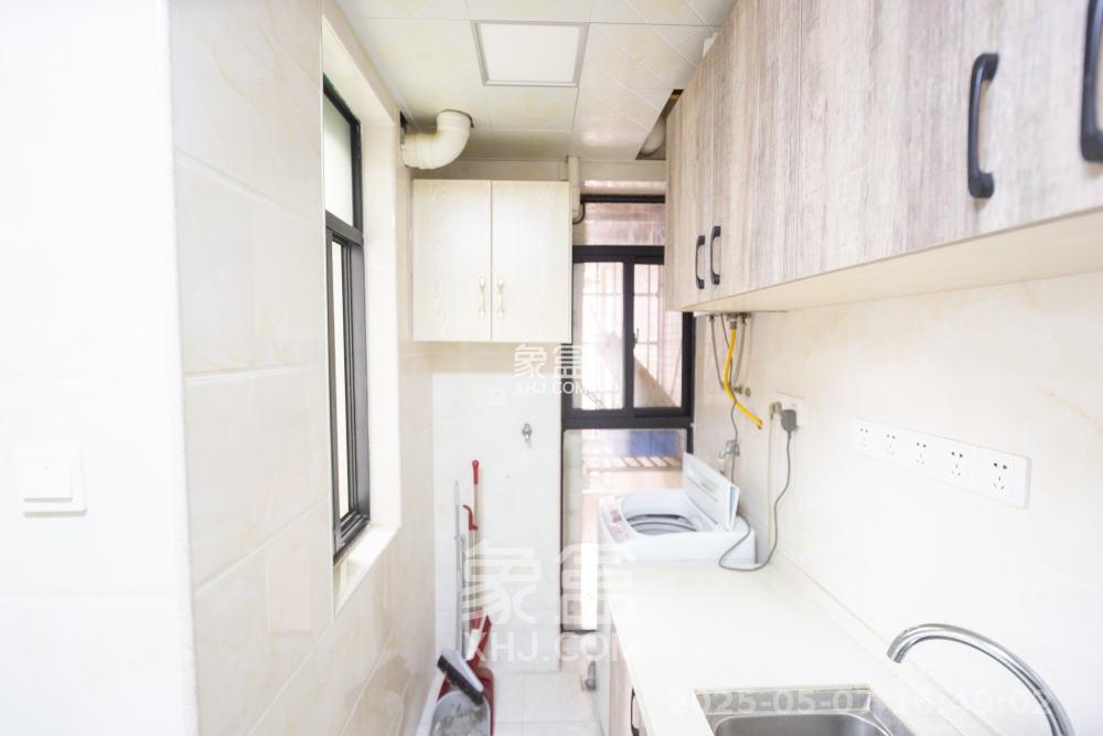 长房半岛蓝湾(观山月) 2室2厅1卫 1700.0元/月 长房半岛蓝湾(观山月) 2室2厅1卫 1700.0元/月室内图