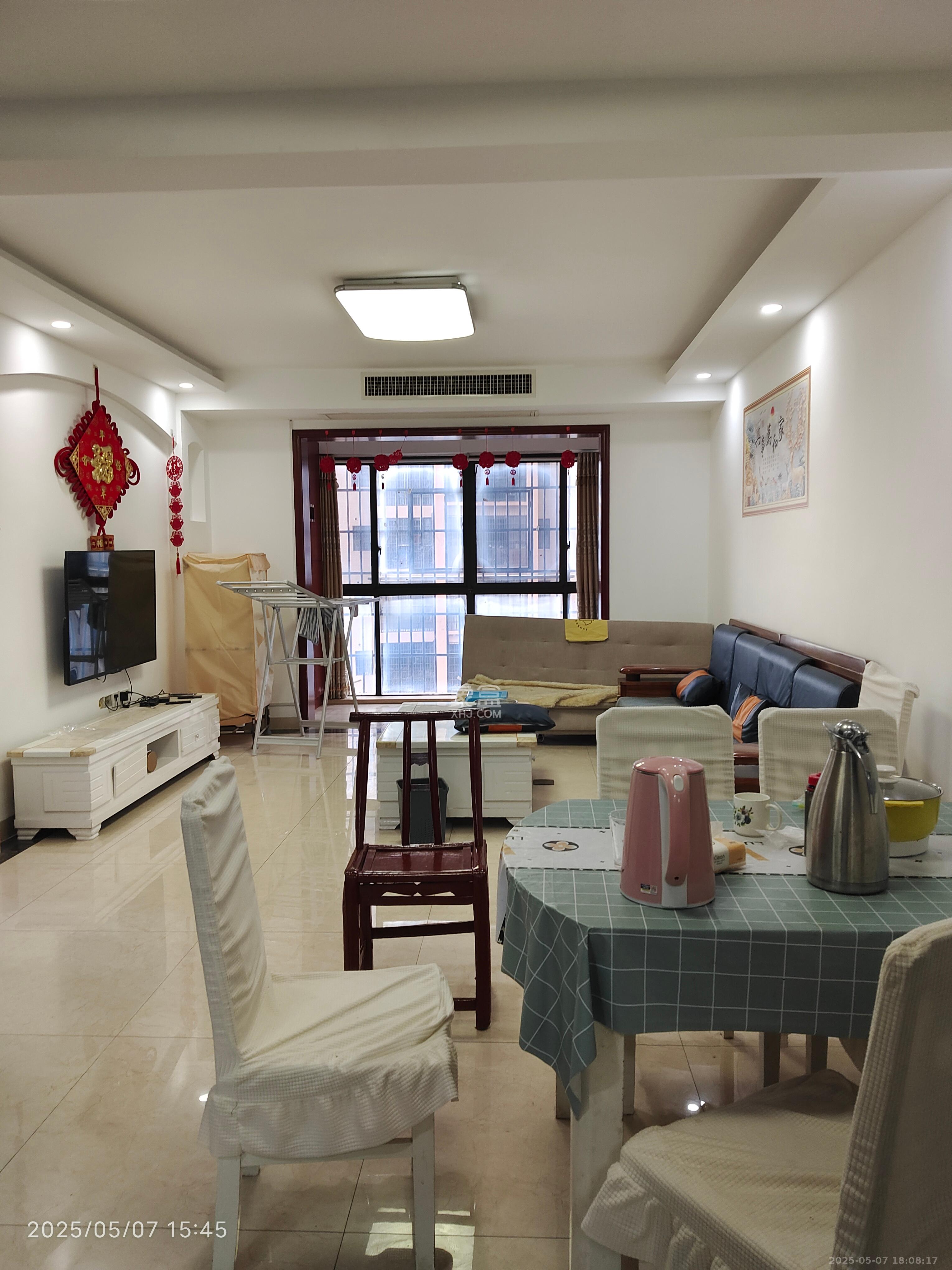 三景华御  3室2厅1卫   1800.00元/月