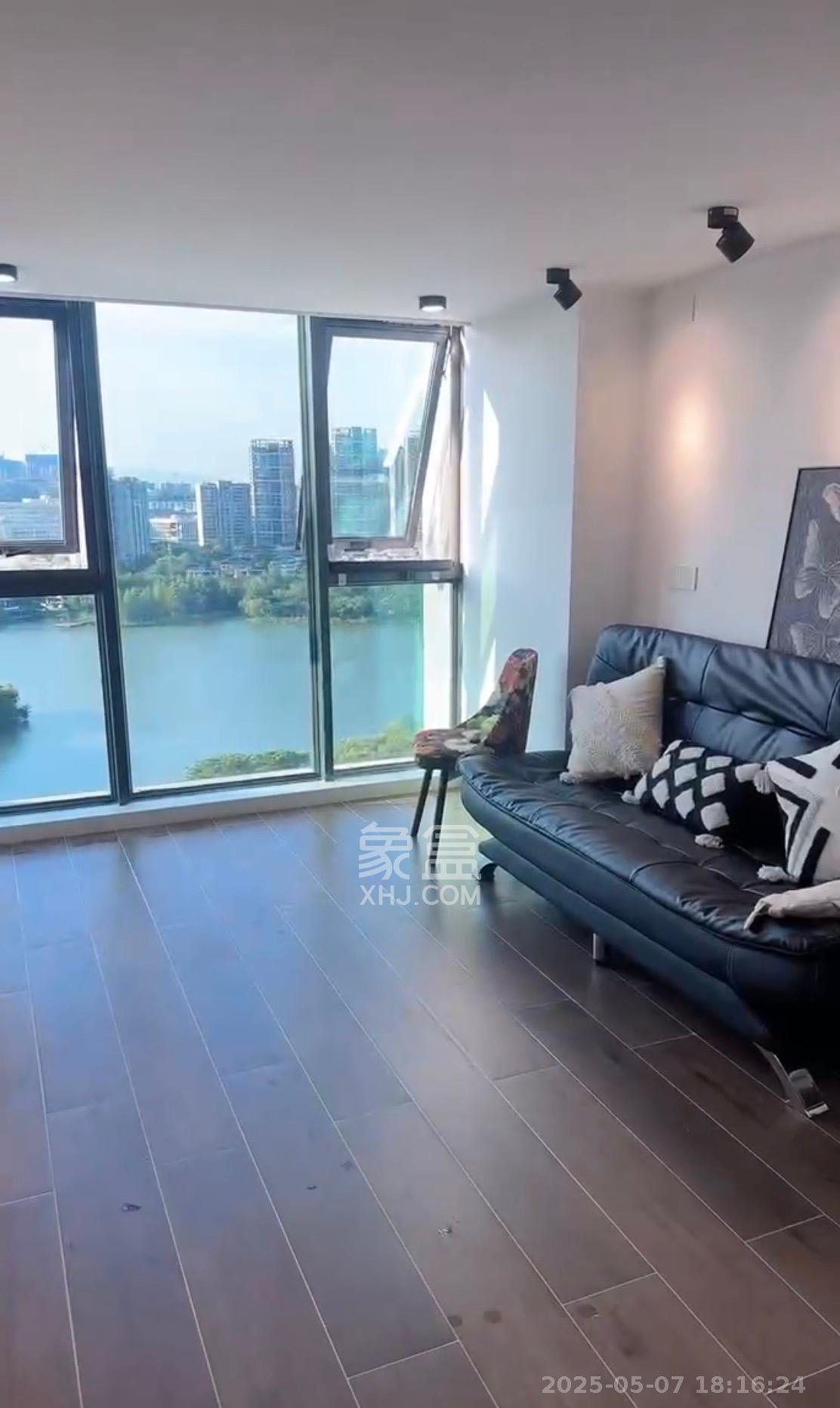 绿地V岛 1室1厅1卫 2500.0元/月 绿地V岛 1室1厅1卫 2500.0元/月室内图