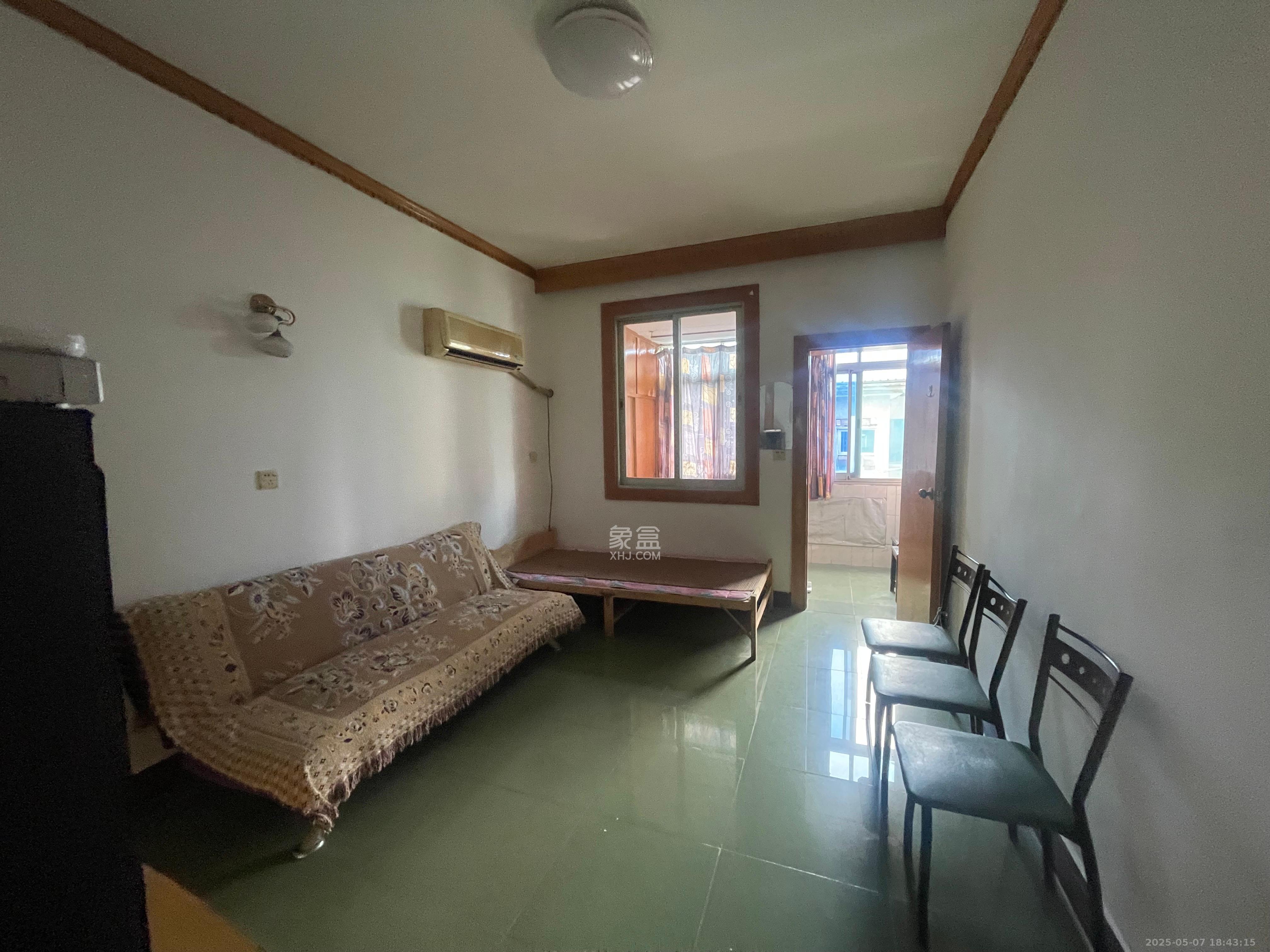 路桥宿舍 2室1厅1卫 1150.0元/月 路桥宿舍 2室1厅1卫 1150.0元/月室内图