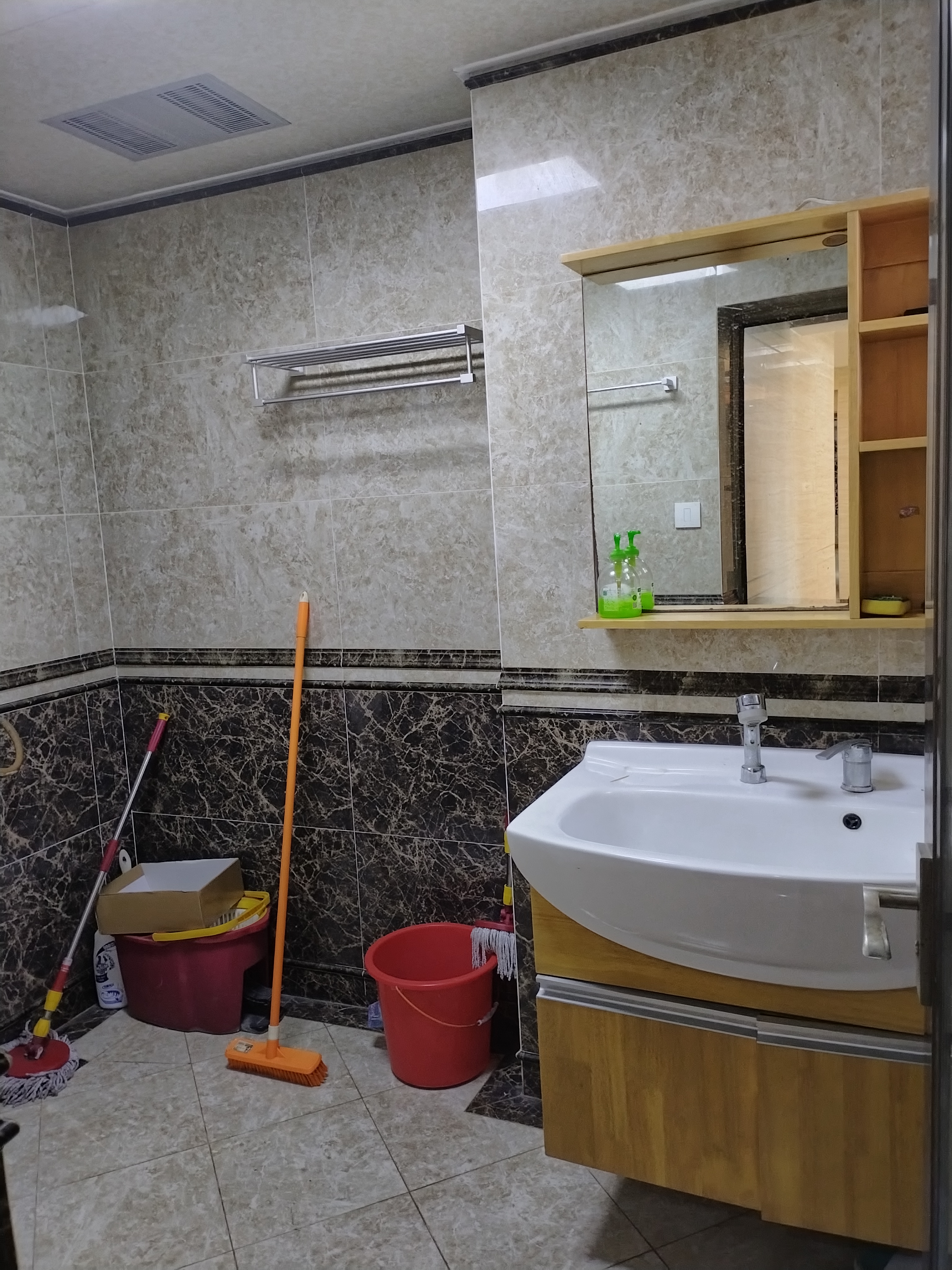 国兴城(B区) 2室2厅1卫 3500.0元/月 国兴城(B区) 2室2厅1卫 3500.0元/月室内图