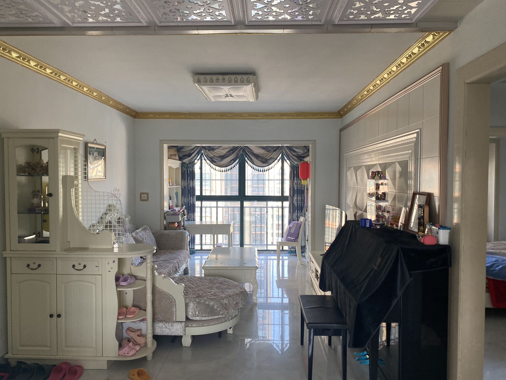 南海幸福城  2室2厅1卫    140.0万 南海幸福城  2室2厅1卫    140.0万客厅