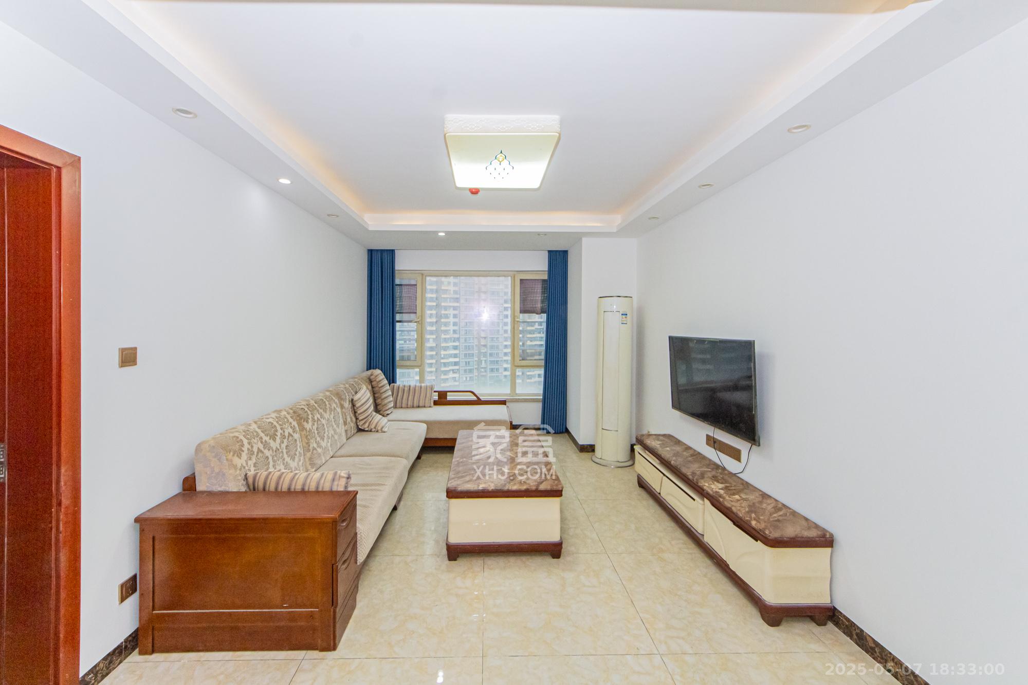 北辰三角洲E3区 3室2厅1卫 125.0万 北辰三角洲E3区 3室2厅1卫 125.0万客厅