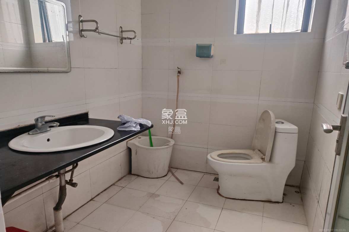 湘江世纪城达江苑  2室2厅1卫    1800.0元/月 湘江世纪城达江苑  2室2厅1卫    1800.0元/月室内图